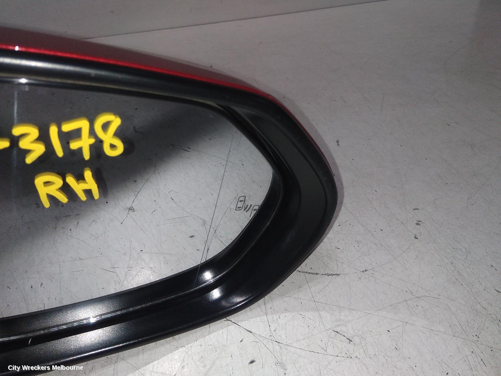 TOYOTA PRIUS RIGHT DOOR MIRROR, ZVW50R, I-TECH TYPE, 02/2016 - 12/2021