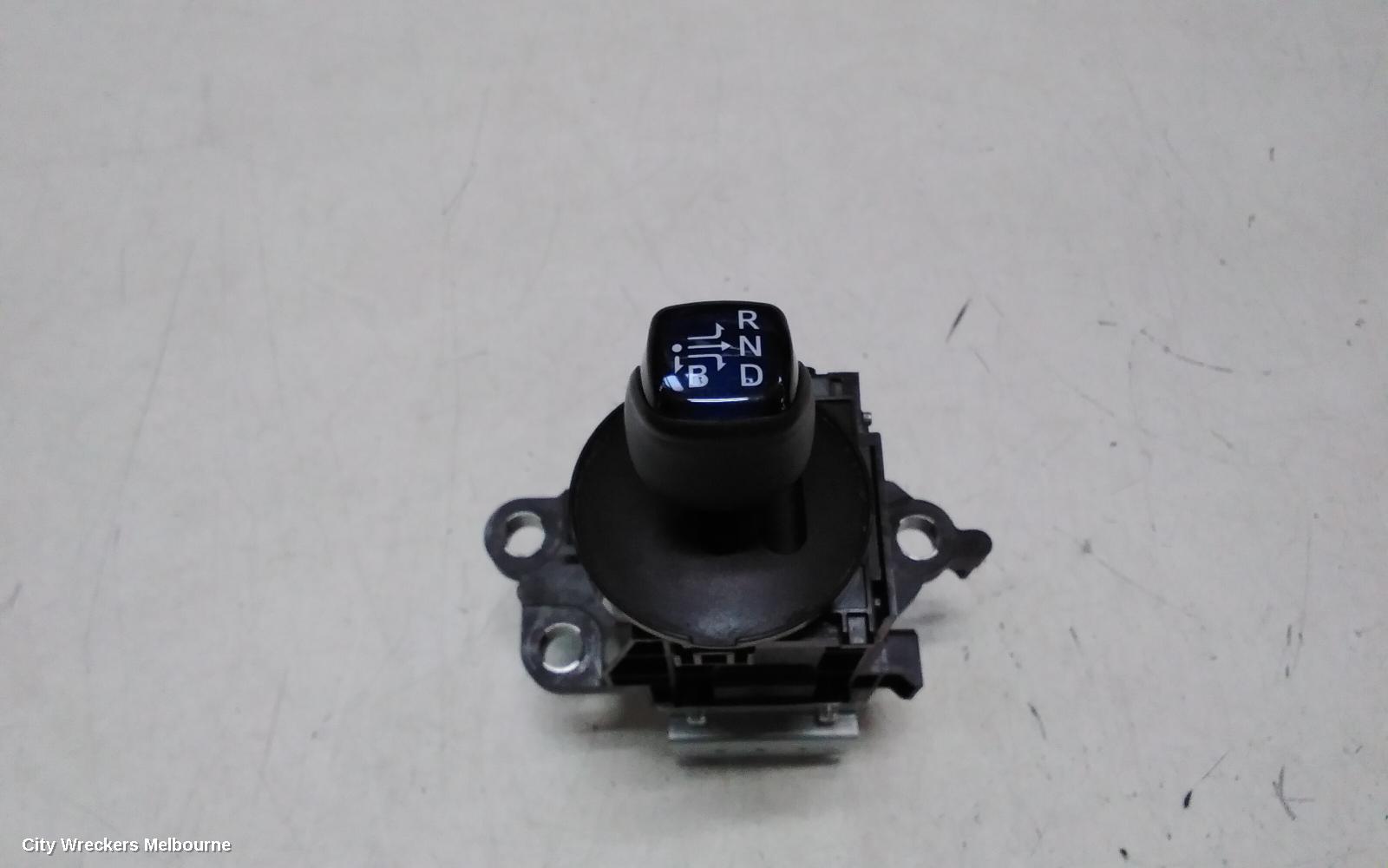 TOYOTA PRIUS GEAR STICK/SHIFTER, ZVW50R, 02/2016 - 11/2022