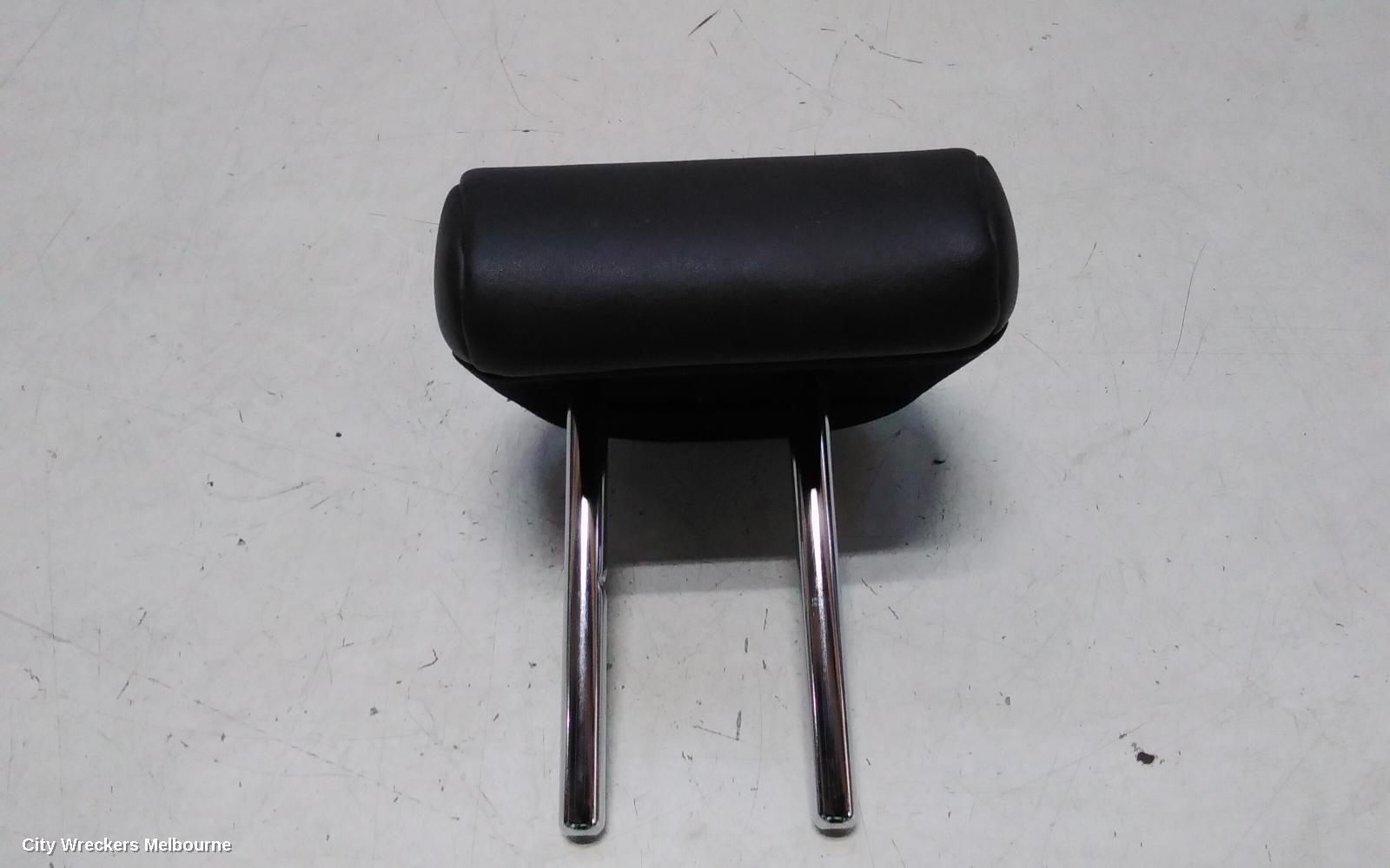 TOYOTA PRIUS HEADREST, ZVW50R, CENTRE REAR, LEATHER, 02/2016 - 12/2021