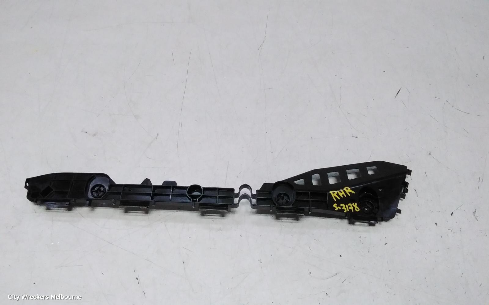TOYOTA PRIUS, ZVW50R, 02/2016 - 11/2022, RHR BAR BRAKET: 140678