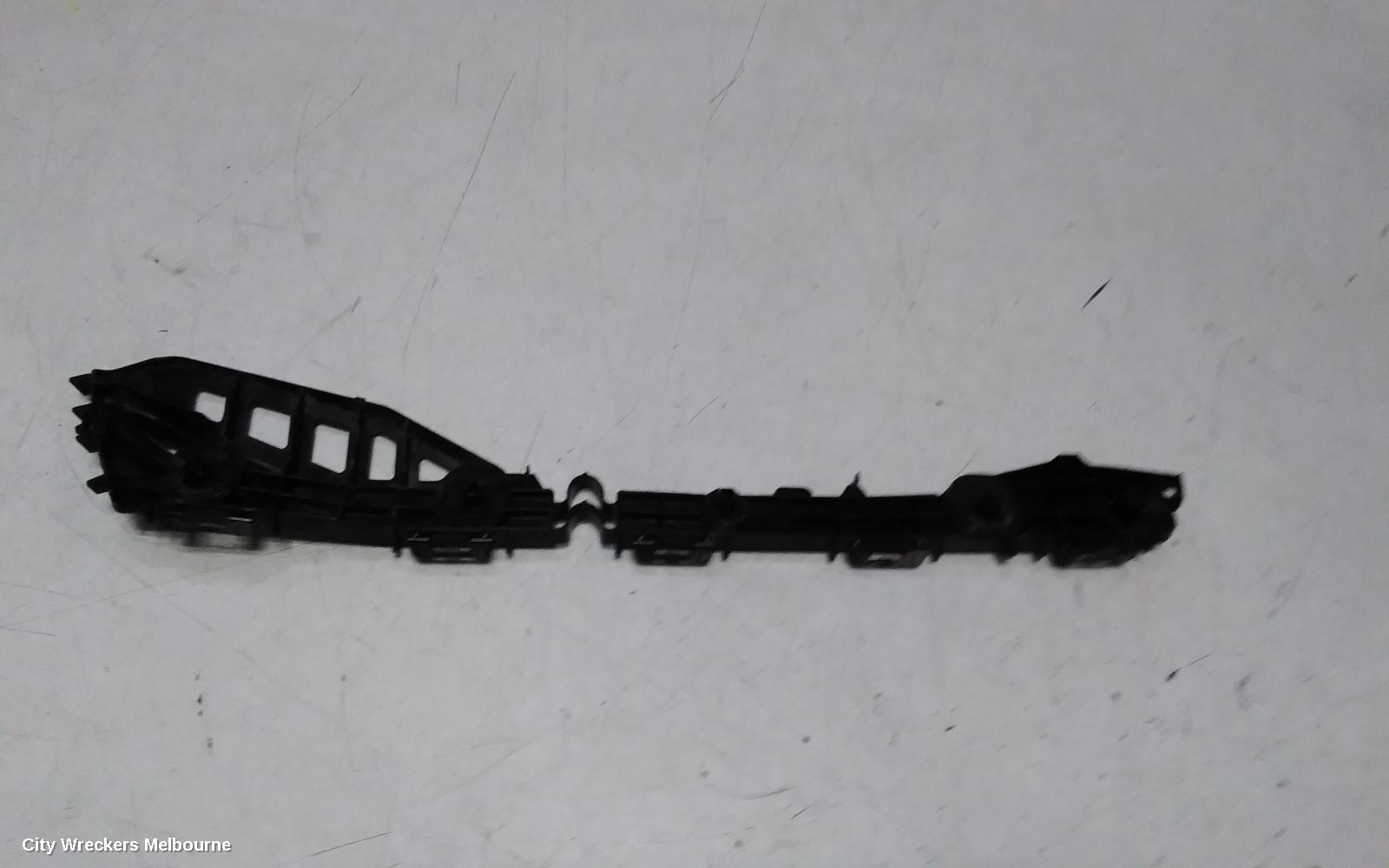 TOYOTA PRIUS, ZVW50R, 02/2016 - 11/2022, RHR BAR BRAKET: 140678
