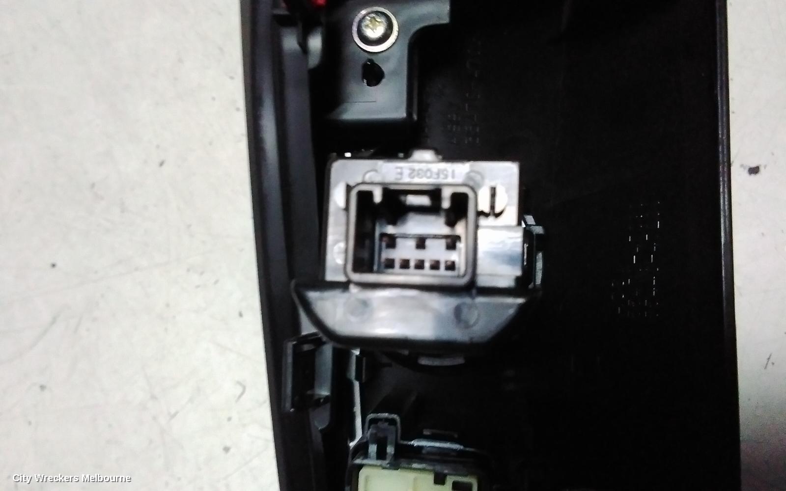 TOYOTA PRIUS, ZVW50R, 02/2016 - 11/2022, STAR STOP BUTTON: 140679
