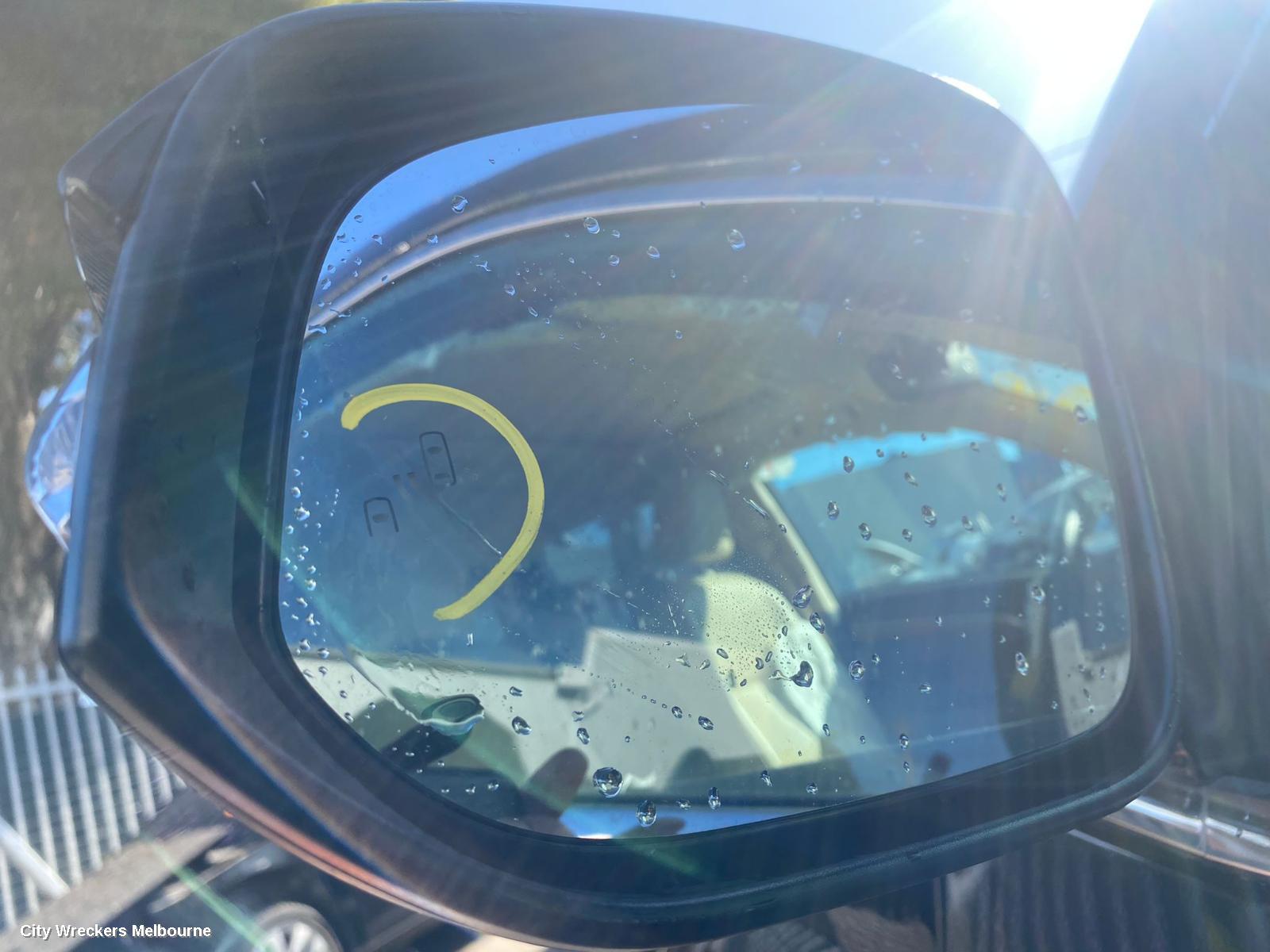 TOYOTA KLUGER CONSOLE