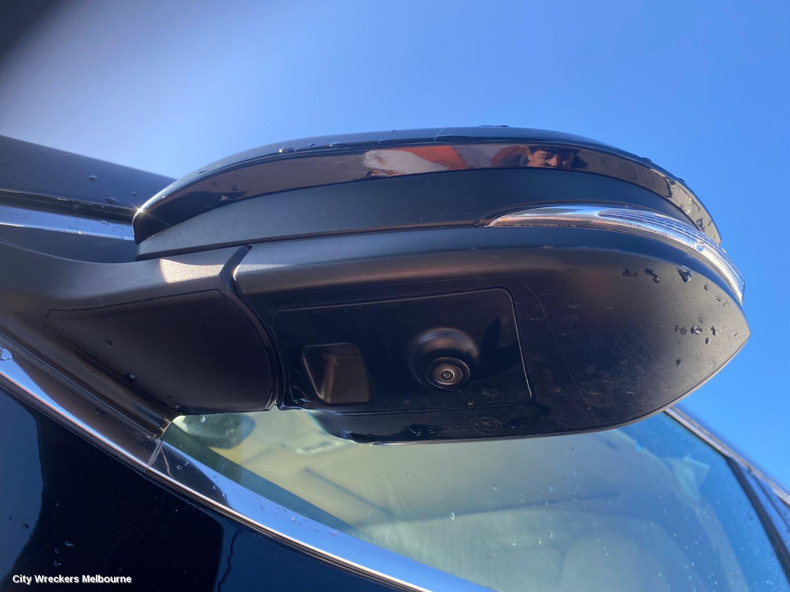 TOYOTA KLUGER CONSOLE