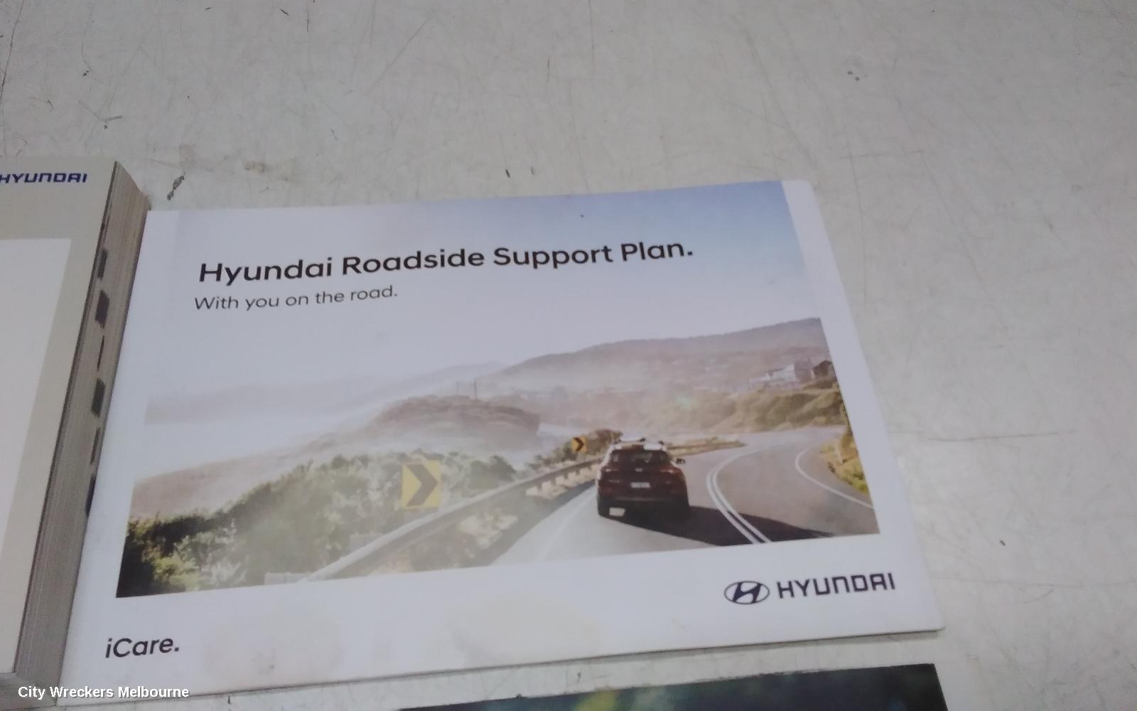 HYUNDAI KONA OWNERS HANDBOOK, OS, 09/2017 - 07/2023