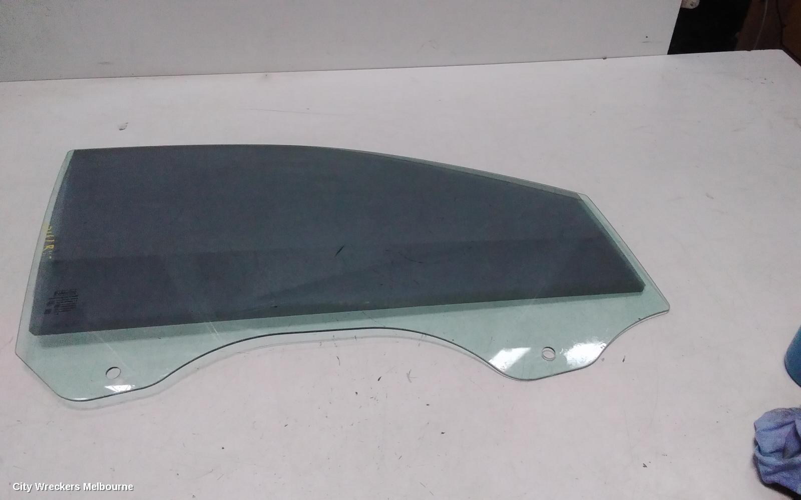 FORD RANGER RIGHT FRONT DOOR WINDOW, PX, DUAL CAB, LAMINATED TYPE, 06/2011 - 04/2022