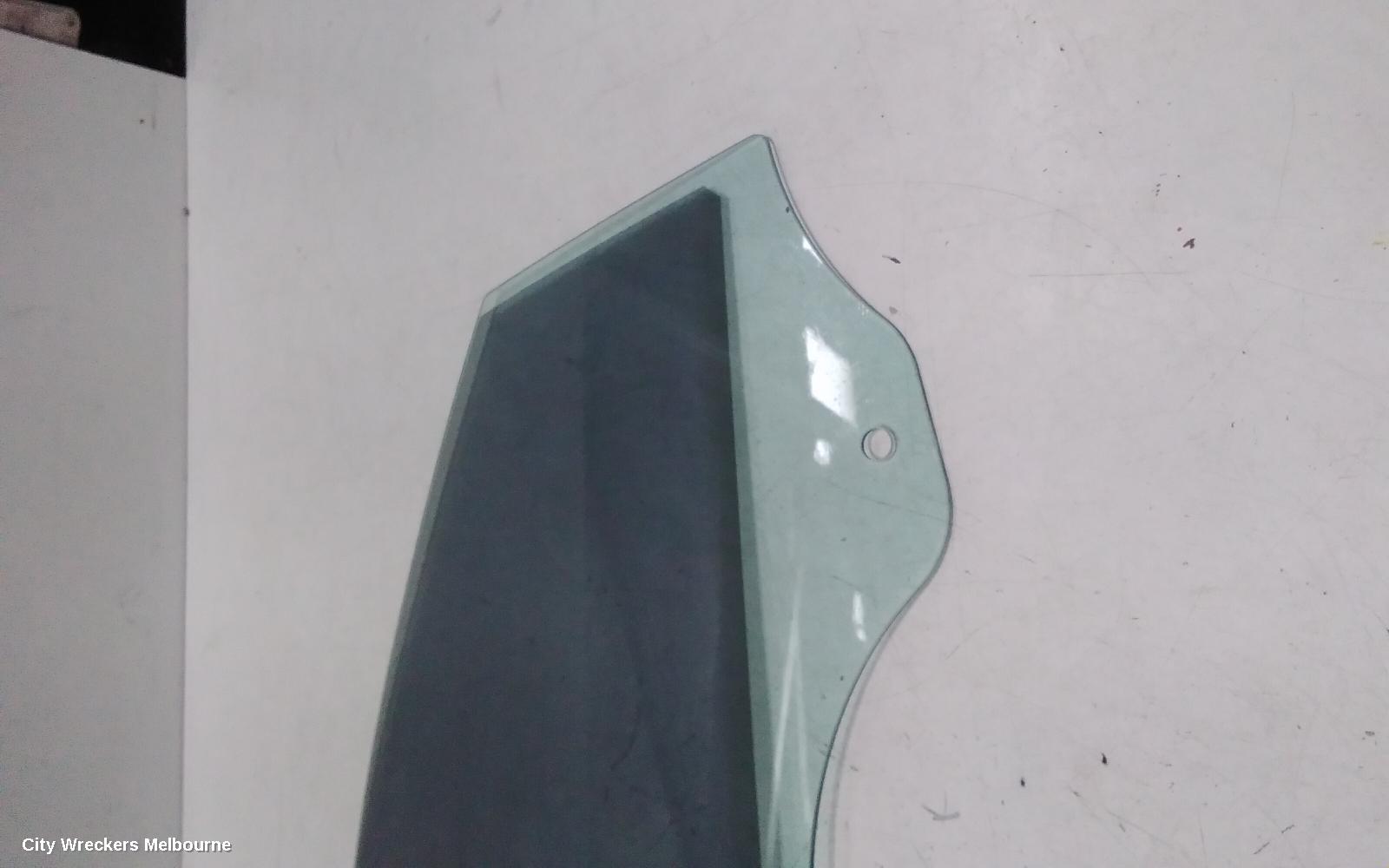 FORD RANGER RIGHT FRONT DOOR WINDOW, PX, DUAL CAB, LAMINATED TYPE, 06/2011 - 04/2022