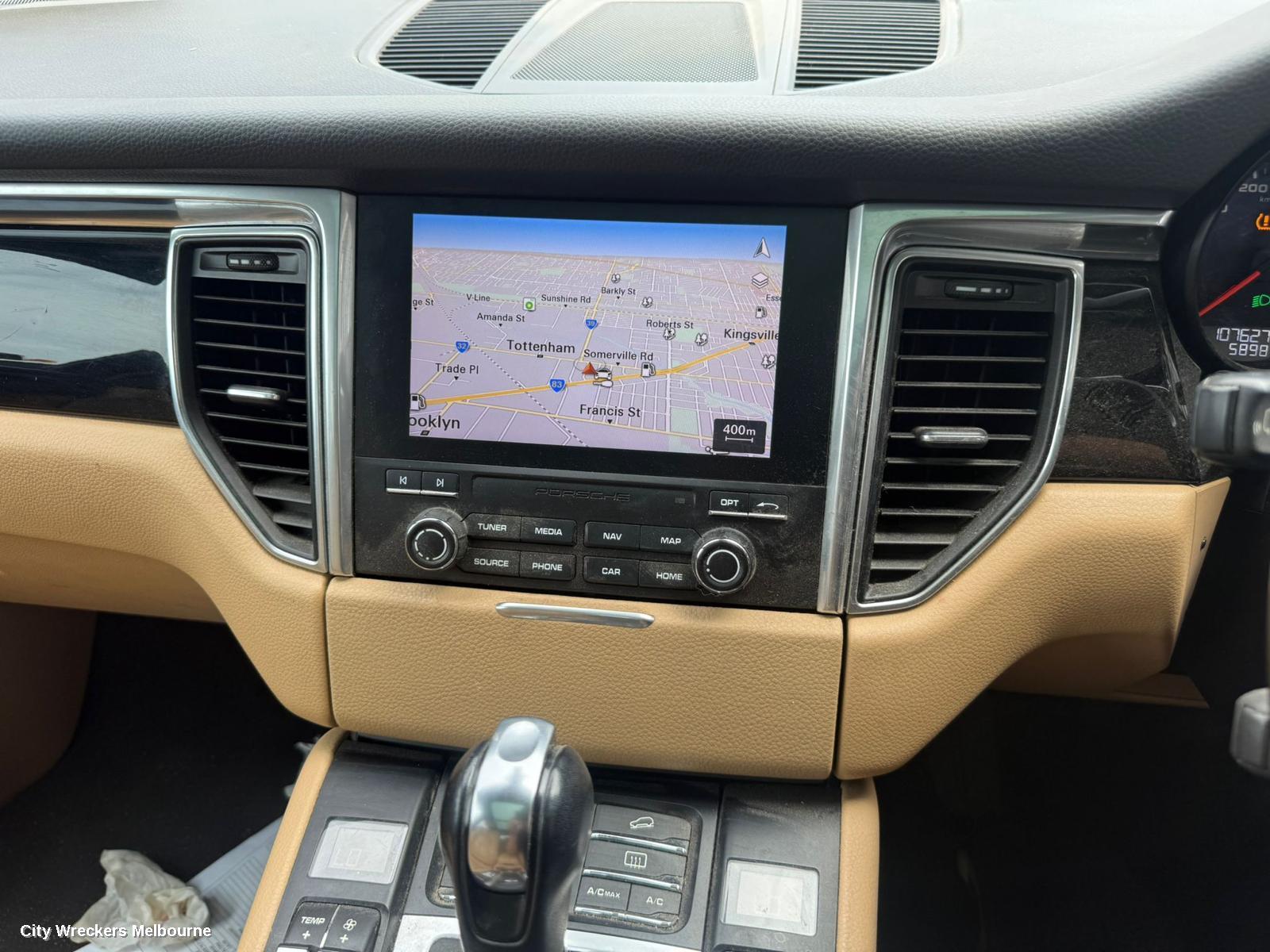 PORSCHE MACAN RADIO/CD/DVD/SAT/TV, DISPLAY UNIT, 7IN TOUCHSREEN, 95B, 06/2014 - 07/2018