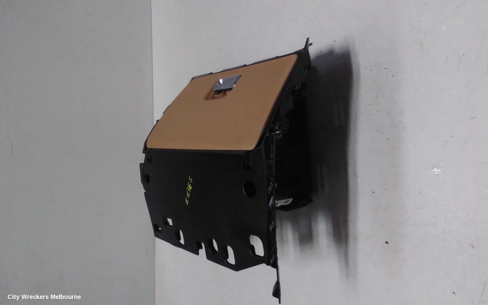 PORSCHE MACAN GLOVE BOX, 95B, 06/2014 - 12/2025