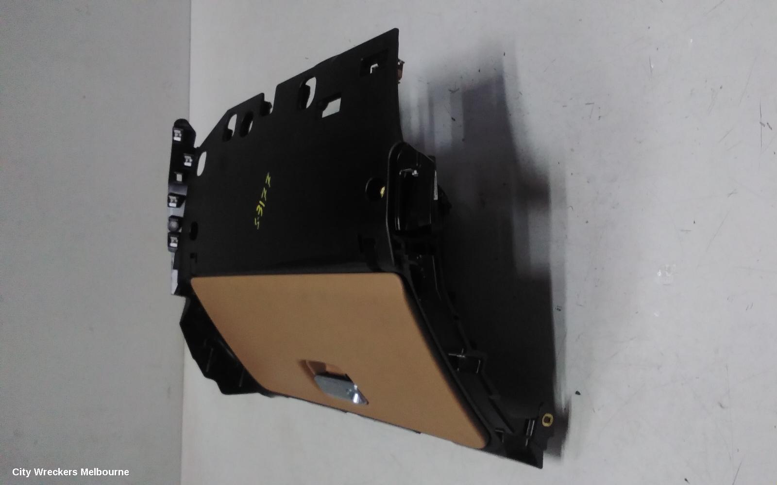 PORSCHE MACAN GLOVE BOX, 95B, 06/2014 - 12/2025