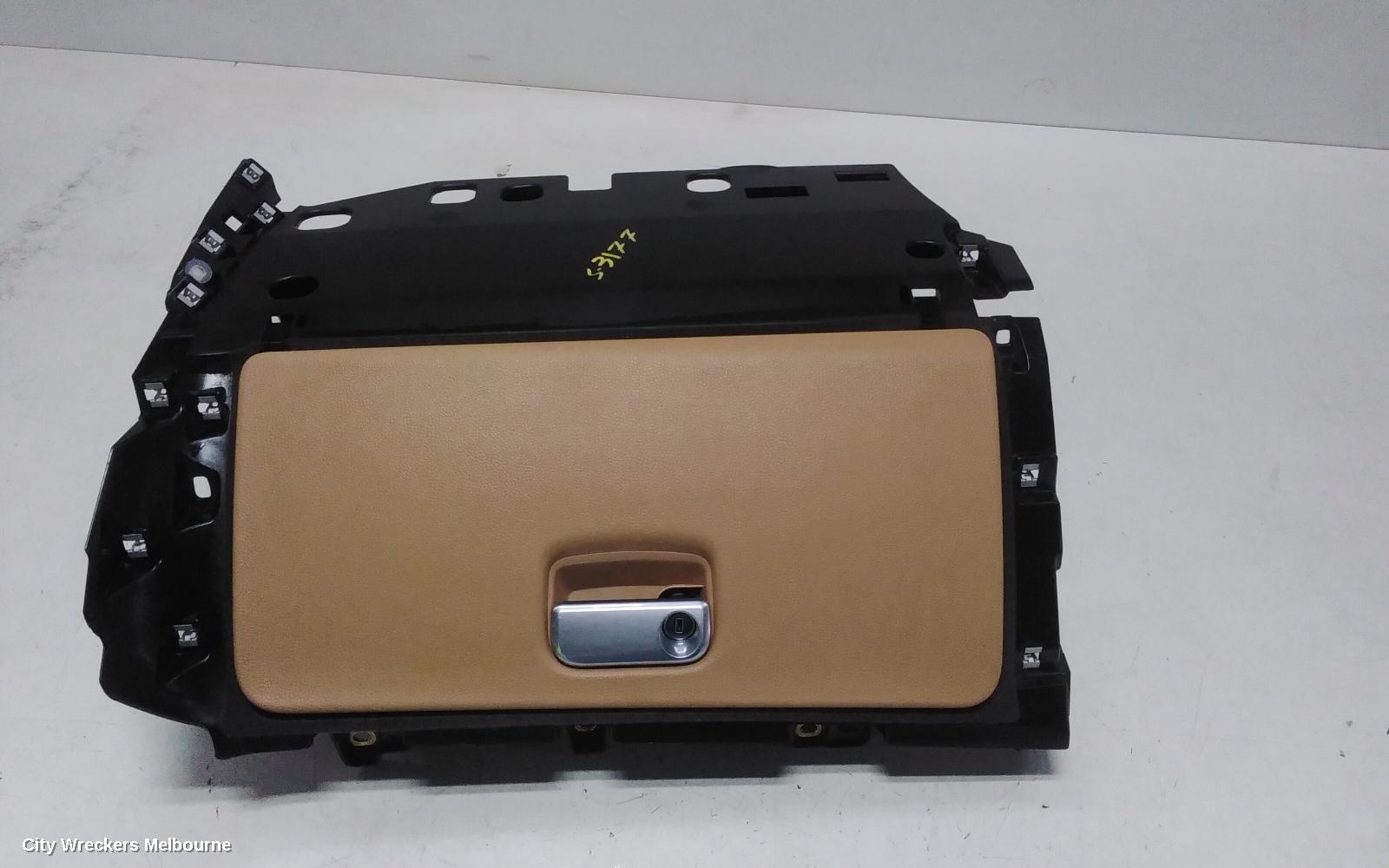 PORSCHE MACAN GLOVE BOX, 95B, 06/2014 - 12/2025