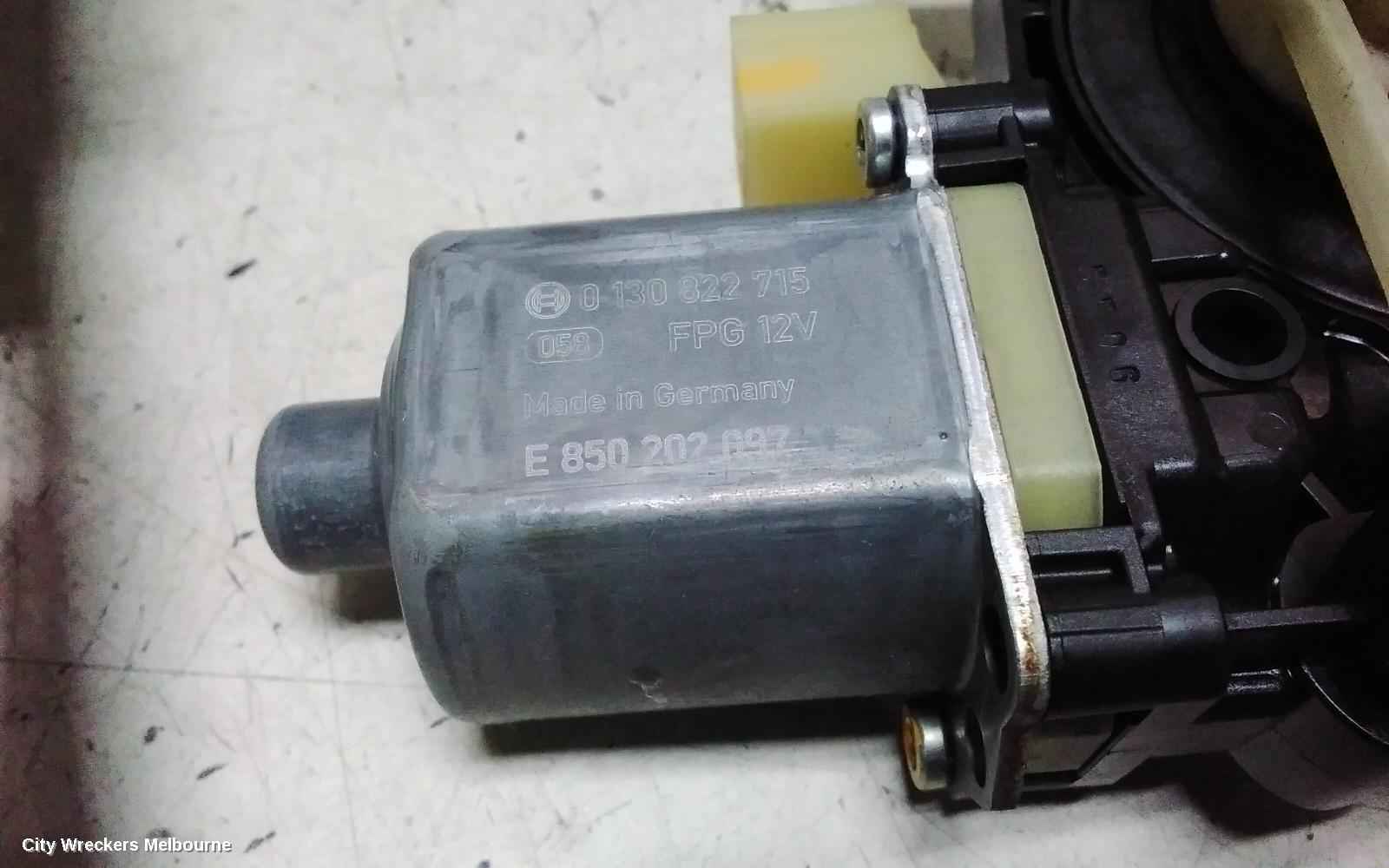 PORSCHE MACAN LEFT REAR WND REG/MOTOR, 95B, 06/2014 - 12/2025