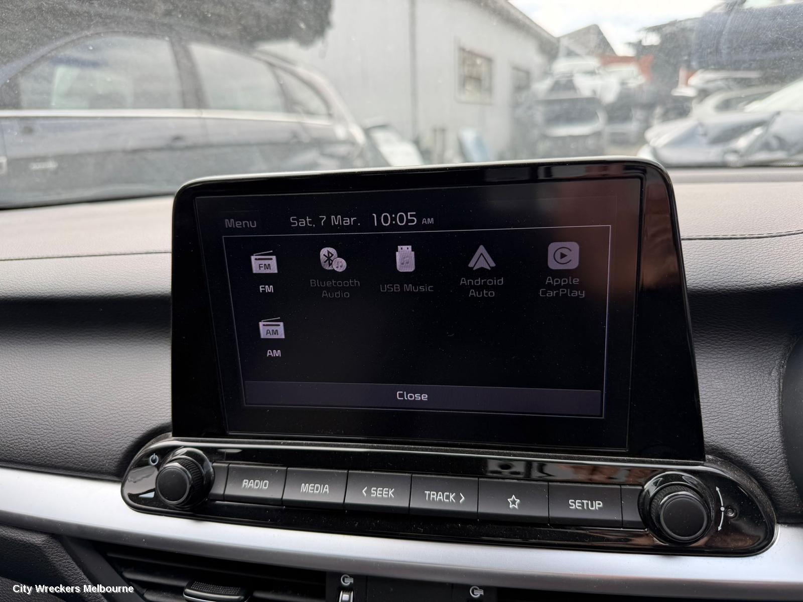 KIA CERATO RADIO/CD/DVD/SAT/TV, HEAD UNIT & TOUCHSCREEN, 8IN, W/WIRELESS SMARTPHONE INTEGRATION, BD, 04/2021 - 09/2024