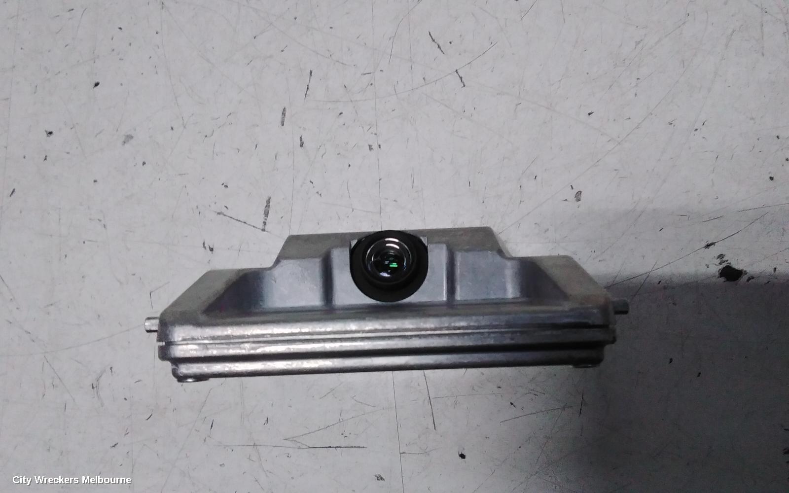 MAHINDRA XUV700 REVERSE CAMERA, W601, FRONT CAMERA (WINDSCREEN MOUNTED), 01/2023 ONWARDS