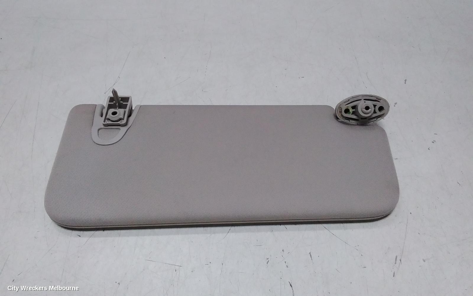 MAHINDRA XUV700 SUNVISOR, W601, 01/2023 ONWARDS