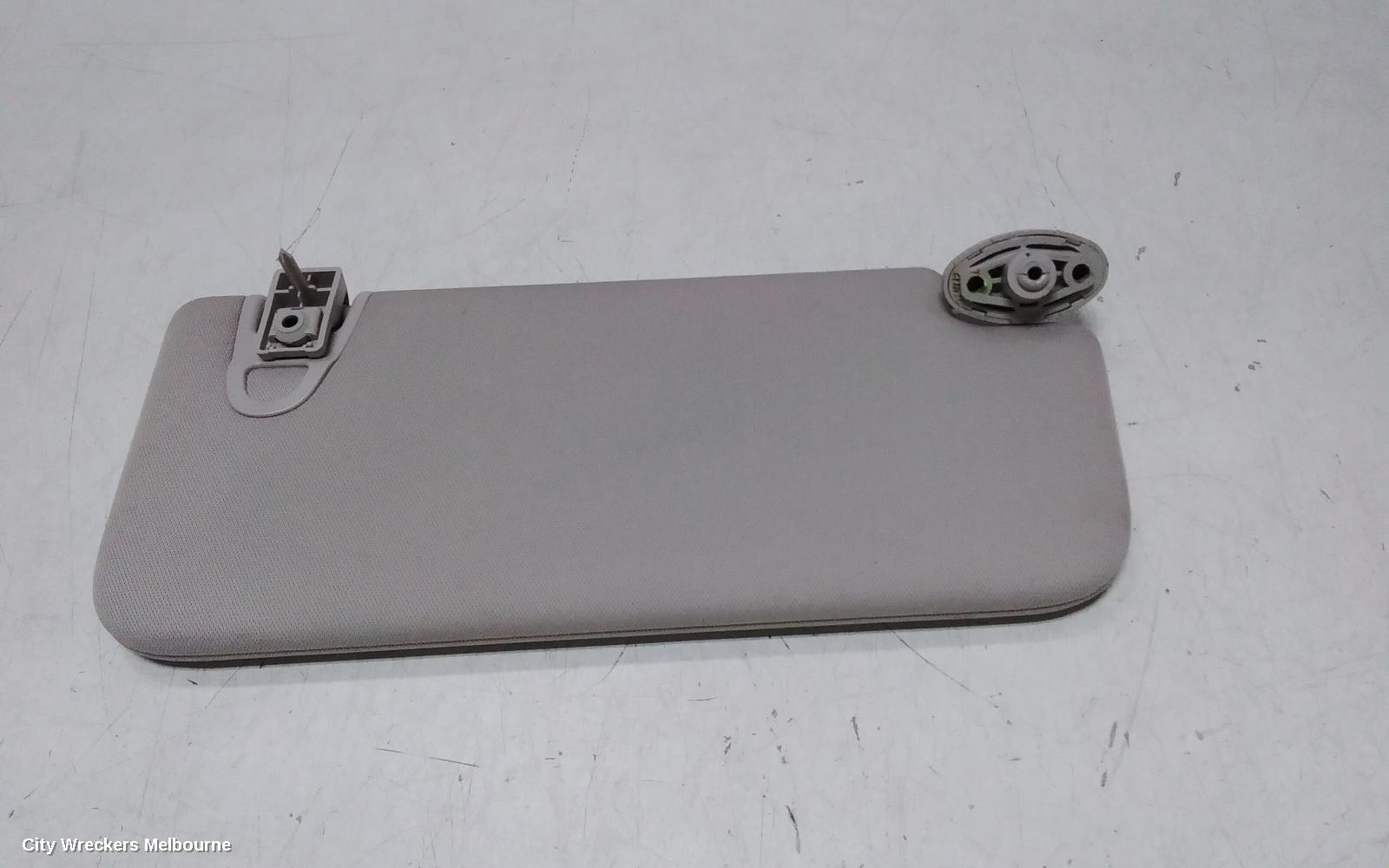 MAHINDRA XUV700 SUNVISOR, W601, 01/2023 ONWARDS