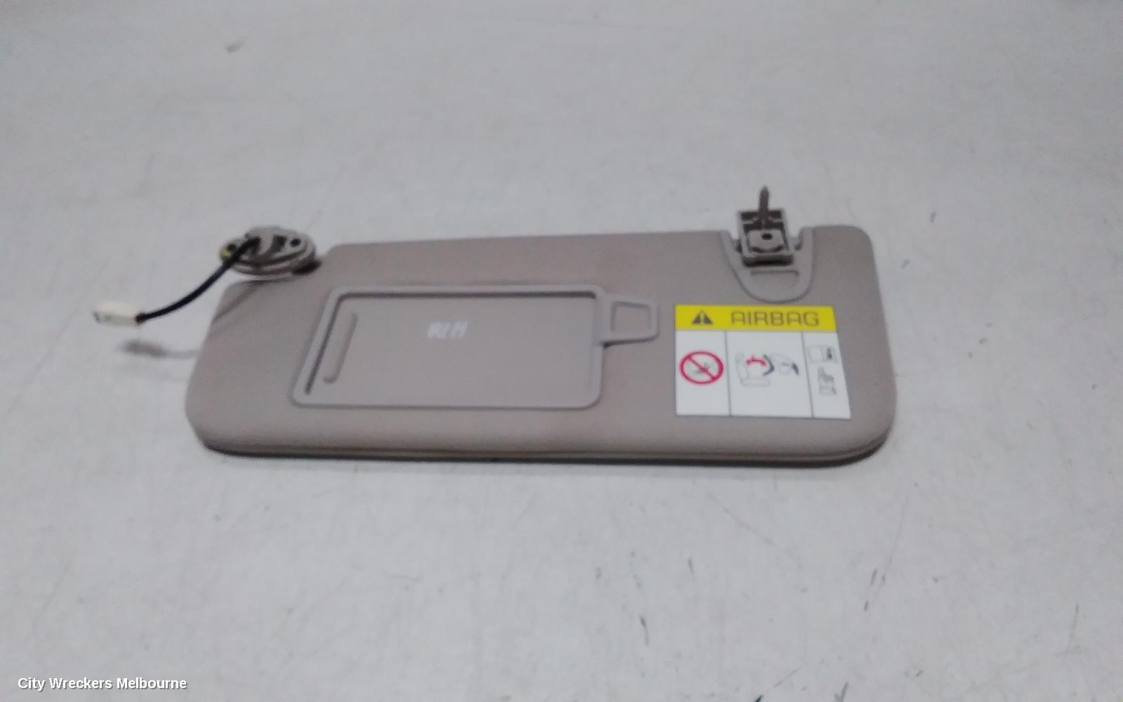 MAHINDRA XUV700 SUNVISOR, W601, 01/2023 ONWARDS