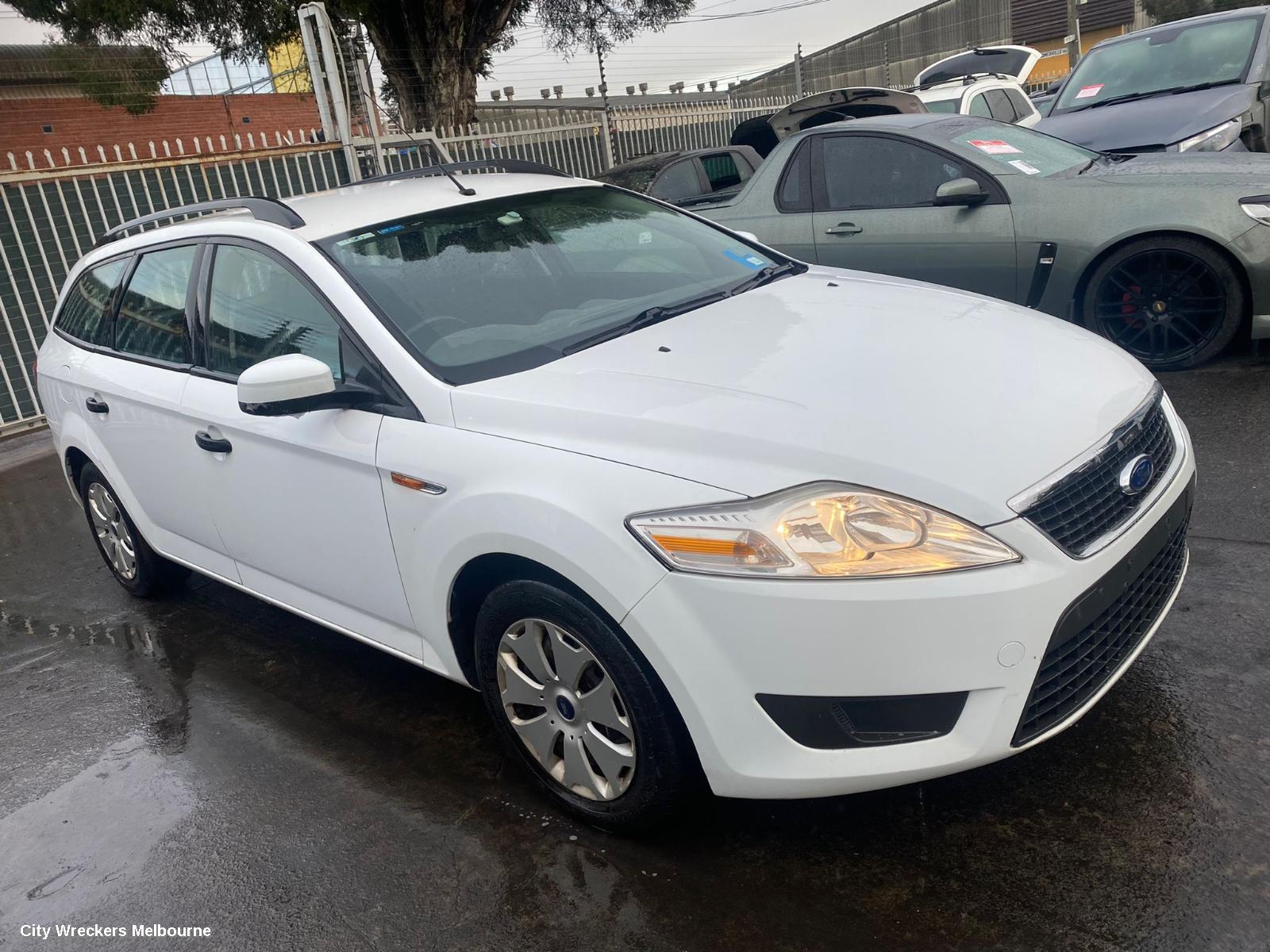 FORD MONDEO RIGHT GUARD LINER, MA-MC, 10/2007 - 12/2014