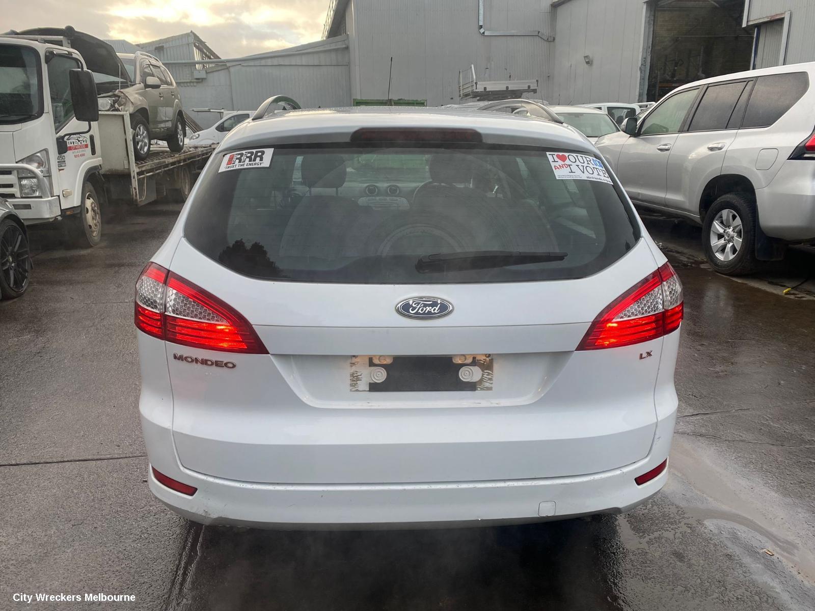 FORD MONDEO RIGHT GUARD LINER, MA-MC, 10/2007 - 12/2014