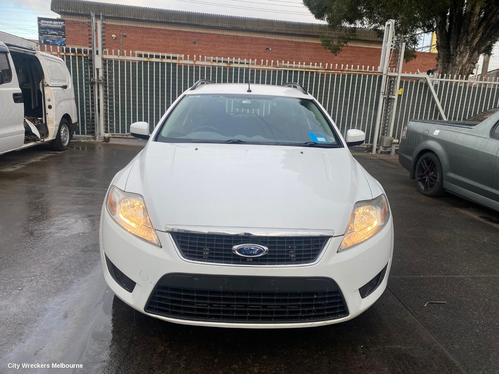 FORD MONDEO RIGHT GUARD LINER, MA-MC, 10/2007 - 12/2014