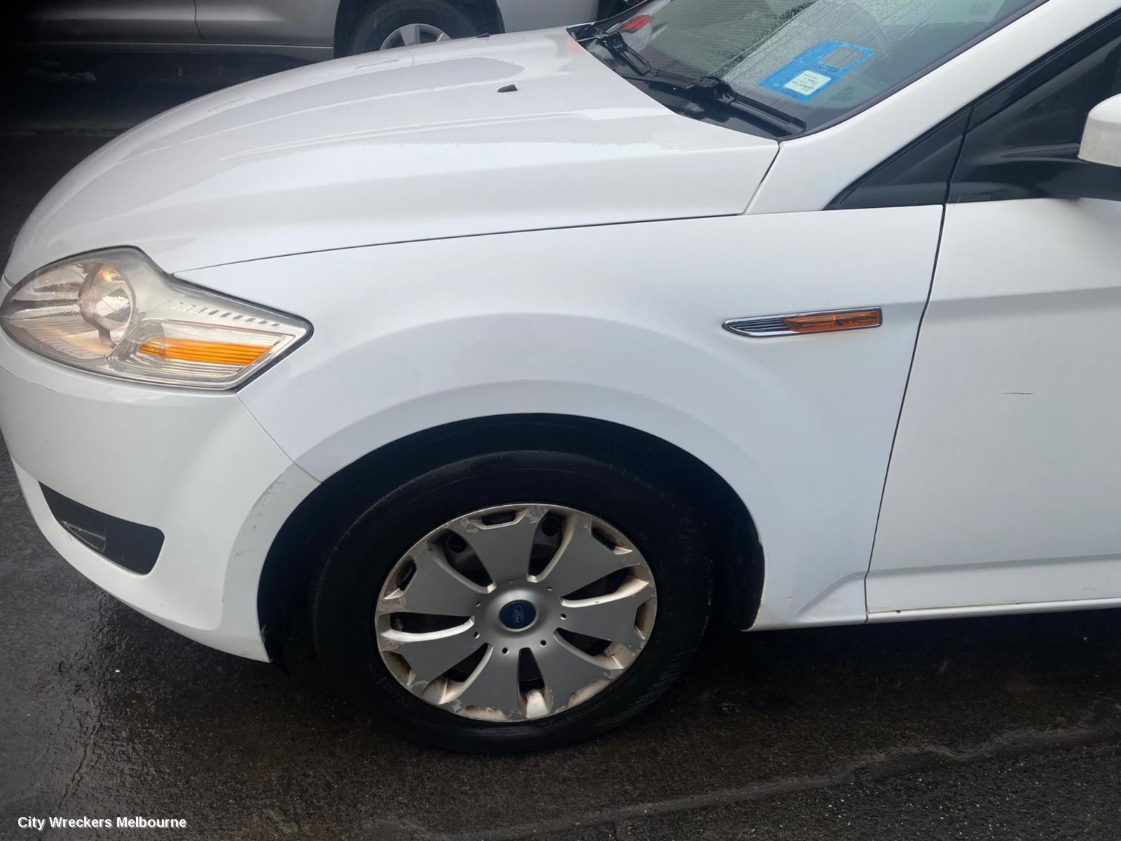 FORD MONDEO RIGHT GUARD LINER, MA-MC, 10/2007 - 12/2014