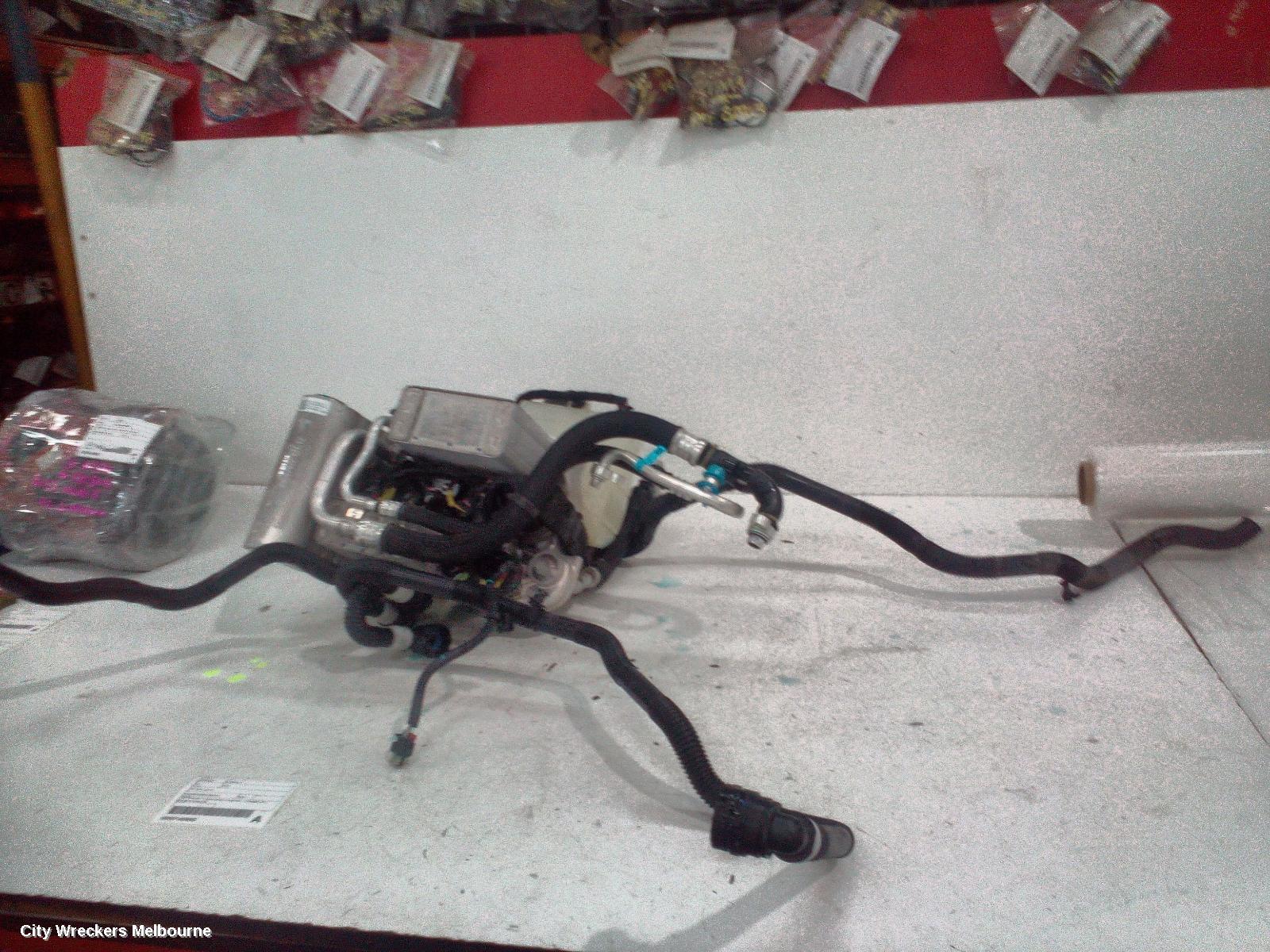 TESLA MODEL 3, 1ST GEN, 06/2019 ONWARDS, 1547595-A2-F  SUPERMANIFOLD ASSEMBLY  / 1506859-00-E  OCTOVALVE ASSEMBLY : 140805