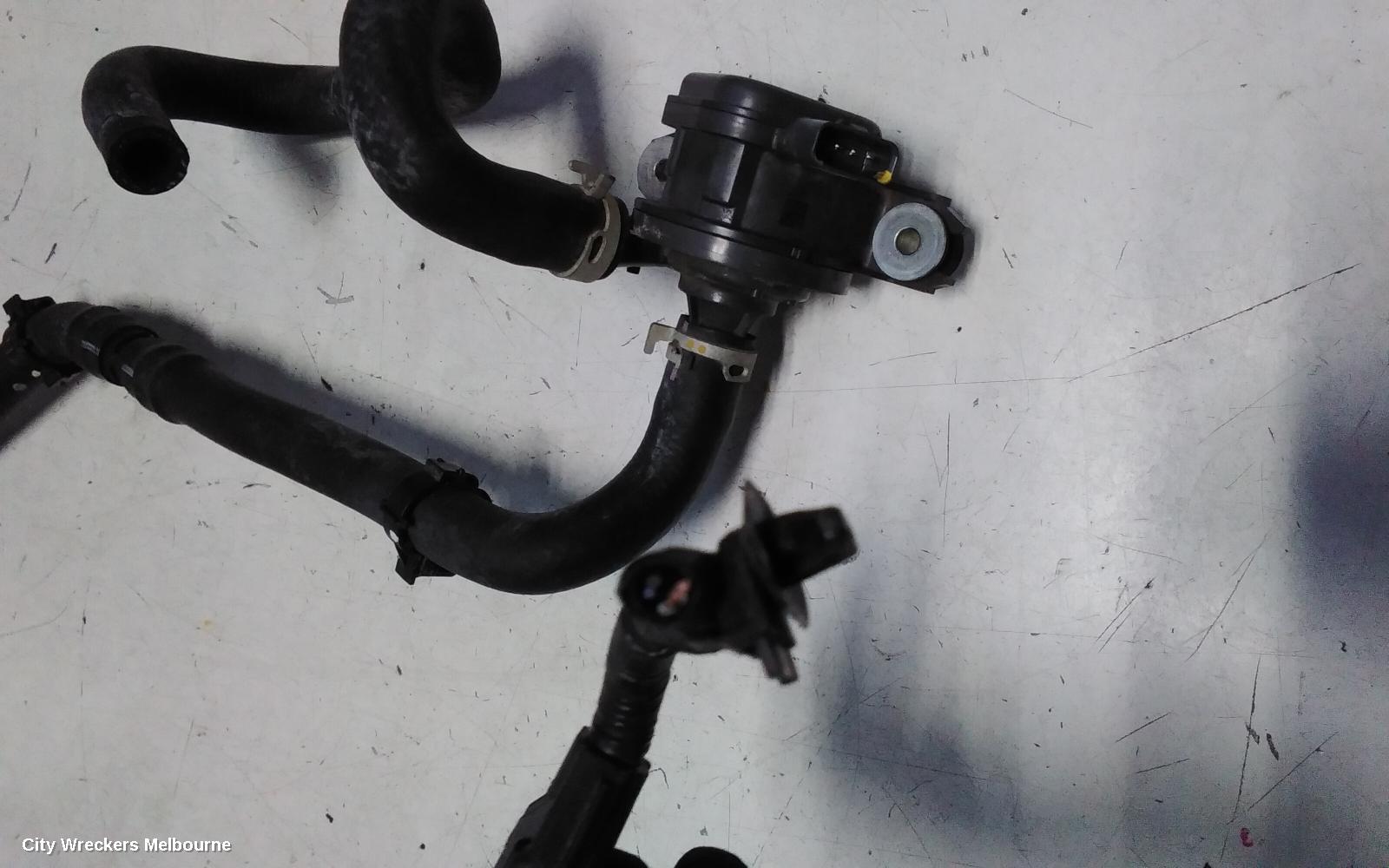 TOYOTA YARIS CROSS, XP210, 06/2020 ONWARDS, G9040-52030 WATER PUMP WITH HOSE: 143122