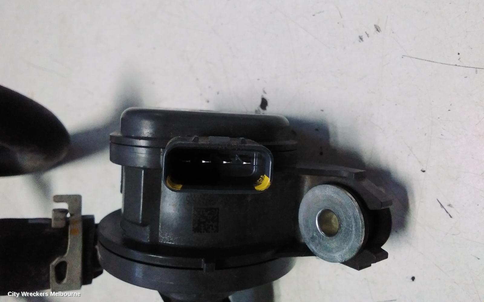 TOYOTA YARIS CROSS, XP210, 06/2020 ONWARDS, G9040-52030 WATER PUMP WITH HOSE: 143122