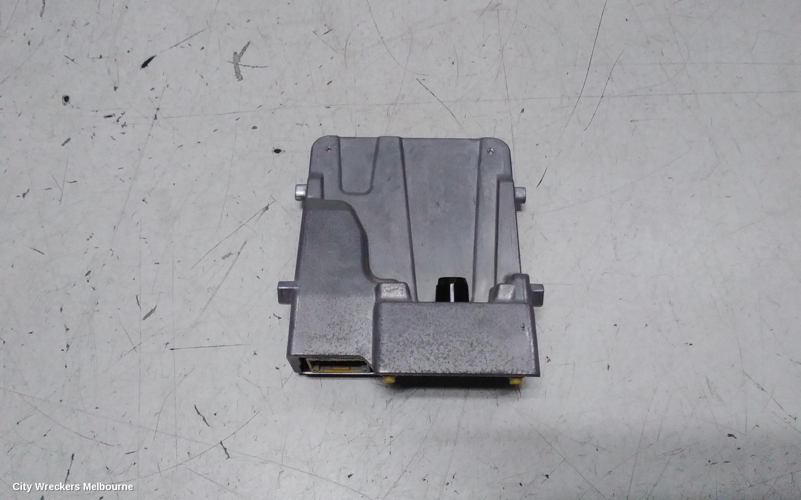 TOYOTA HIACE REVERSE CAMERA, FRONT CAMERA, 300 SERIES, 02/2019 ONWARDS
