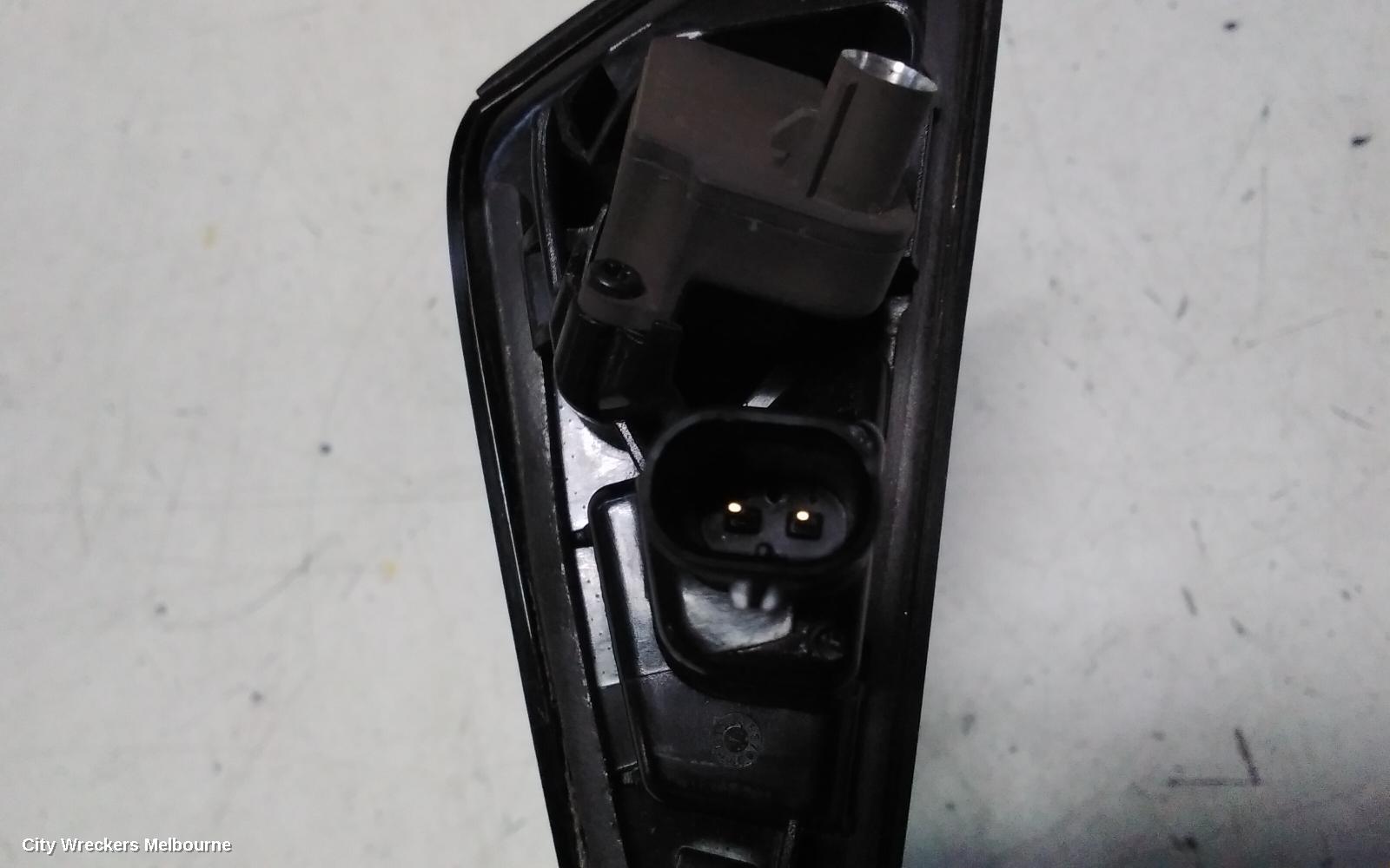 TESLA MODEL Y REVERSE CAMERA, 1ST GEN, SIDE CAMERA (RH GUARD), 03/2022 - 02/2025
