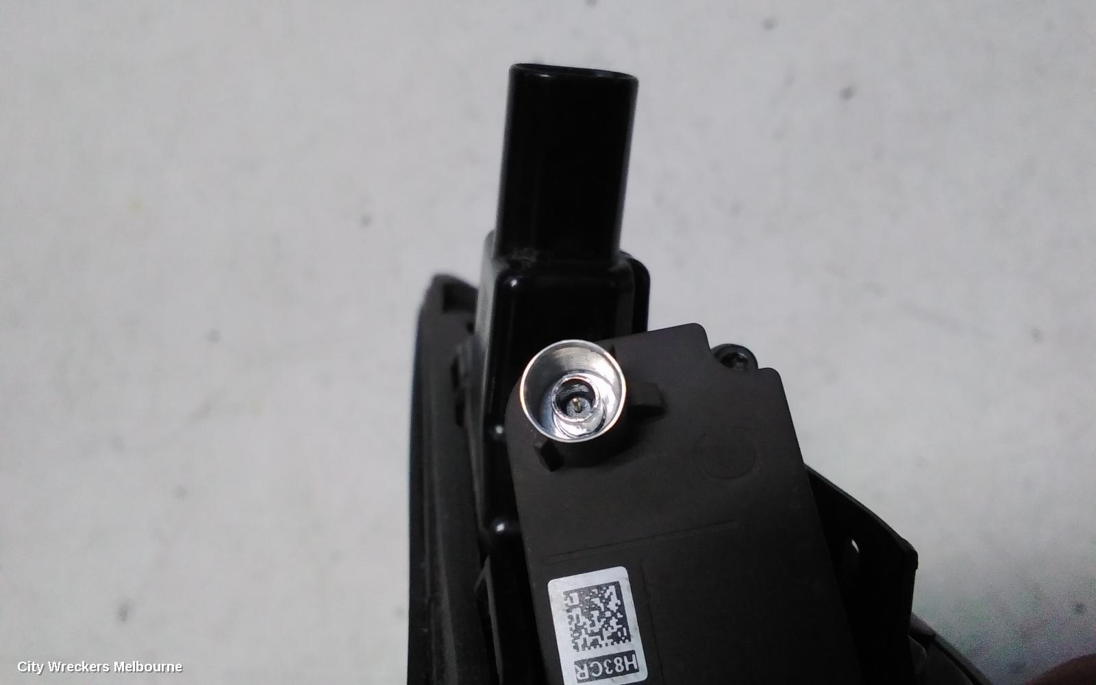 TESLA MODEL Y REVERSE CAMERA, 1ST GEN, SIDE CAMERA (RH GUARD), 03/2022 - 02/2025