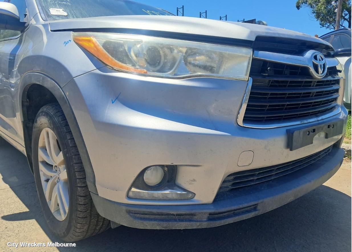 TOYOTA KLUGER FRONT BUMPER, BUMPER BAR (2 PIECE), GSU50/GSU55, 12/2013 - 10/2016