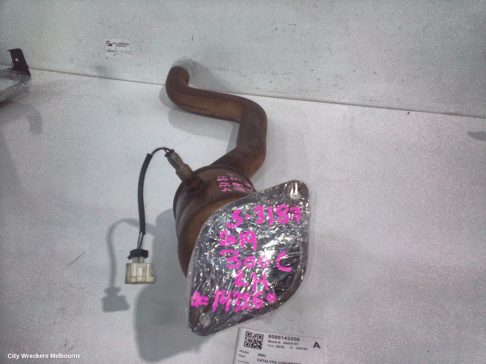 CHRYSLER 300C CATALYTIC CONVERTER, UNDERCAR CAT-TYPE, 6.4, PETROL, LH SIDE, LX, 01/2015 - 12/2021
