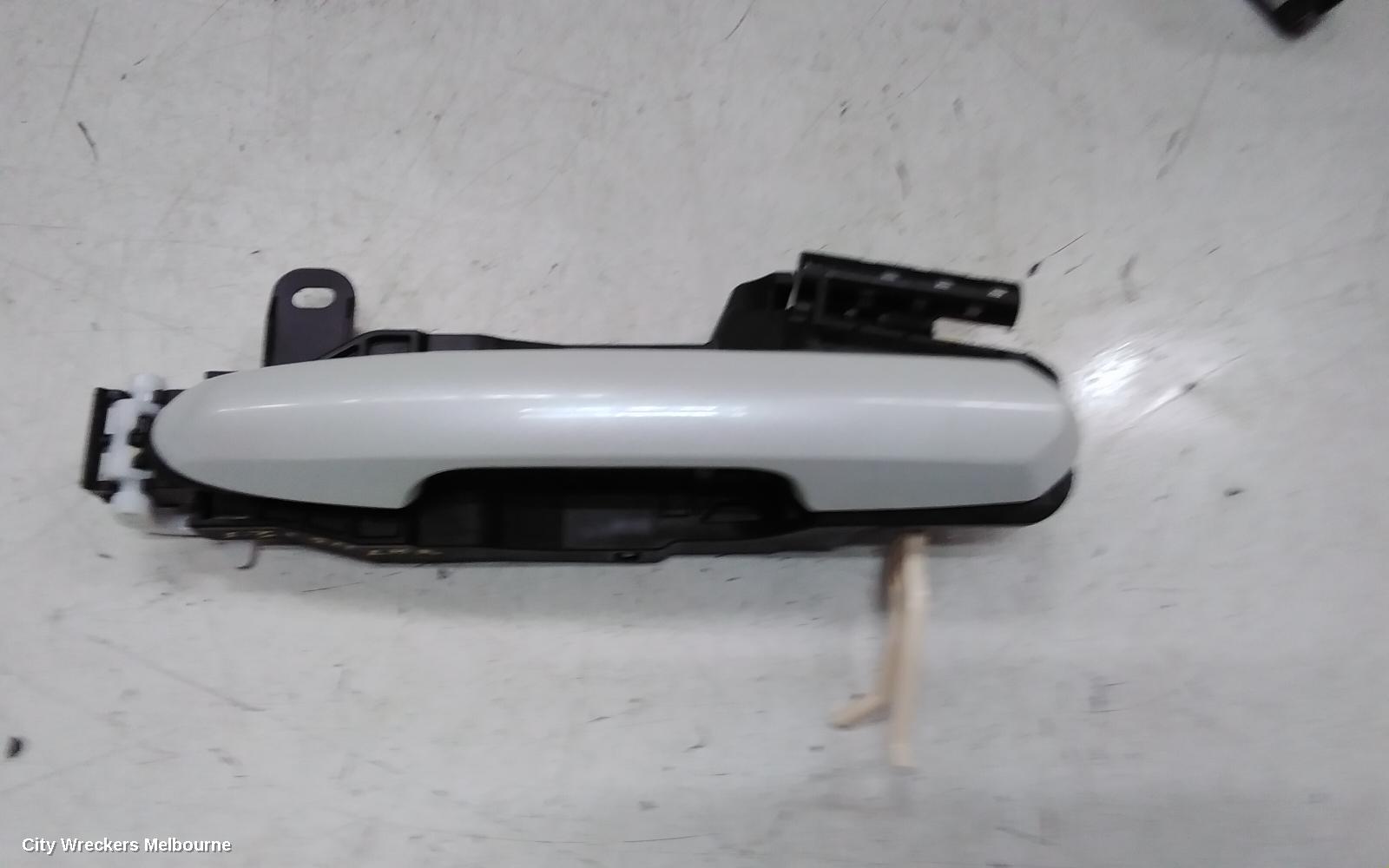 TOYOTA KLUGER DOOR HANDLE, LH REAR, OUTER, COLOUR CODED, XU70 SERIES, 03/2021 ONWARDS