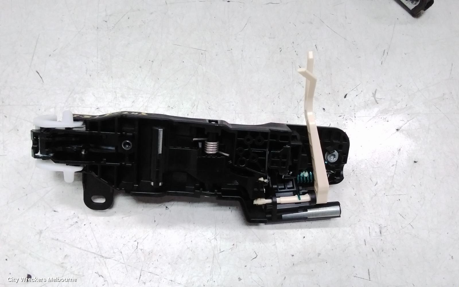 TOYOTA KLUGER DOOR HANDLE, LH REAR, OUTER, COLOUR CODED, XU70 SERIES, 03/2021 ONWARDS