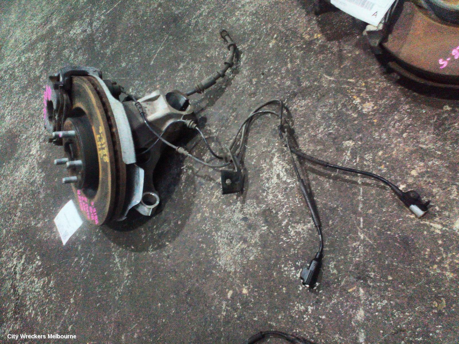 JAGUAR E PACE LEFT FRONT HUB ASSEMBLY, X540, 11/2017 - 12/2024