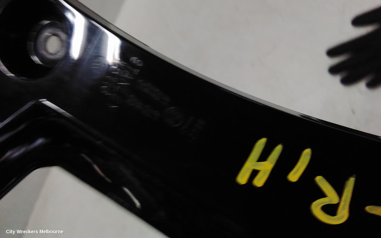 MITSUBISHI PAJERO RIGHT TAILLIGHT, PAJERO SPORT, QF-QG, IN BODY, W/ LED TYPE, 11/2019 ONWARDS