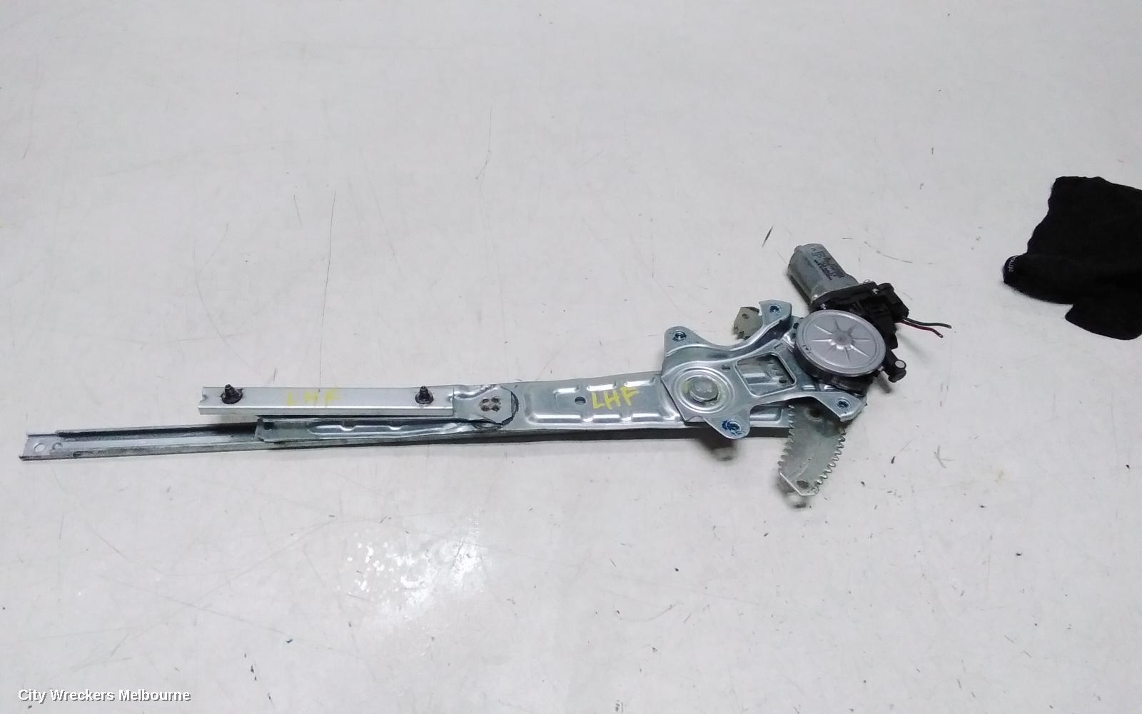 MITSUBISHI PAJERO LEFT FRONT WINDOW REG/MOTOR, QE, PAJERO SPORT, 10/2015 ONWARDS
