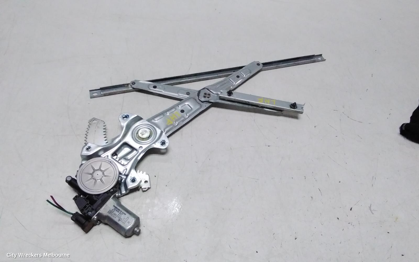 MITSUBISHI PAJERO LEFT FRONT WINDOW REG/MOTOR, QE, PAJERO SPORT, 10/2015 ONWARDS