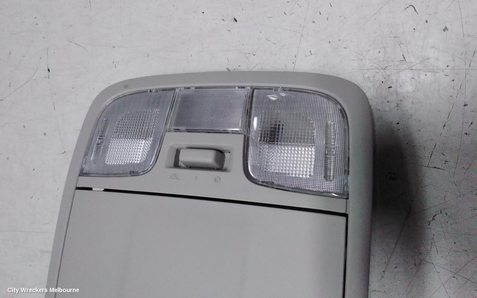 MITSUBISHI PAJERO COURTESY LIGHT, FRONT, QE, PAJERO SPORT, 10/2015 ONWARDS