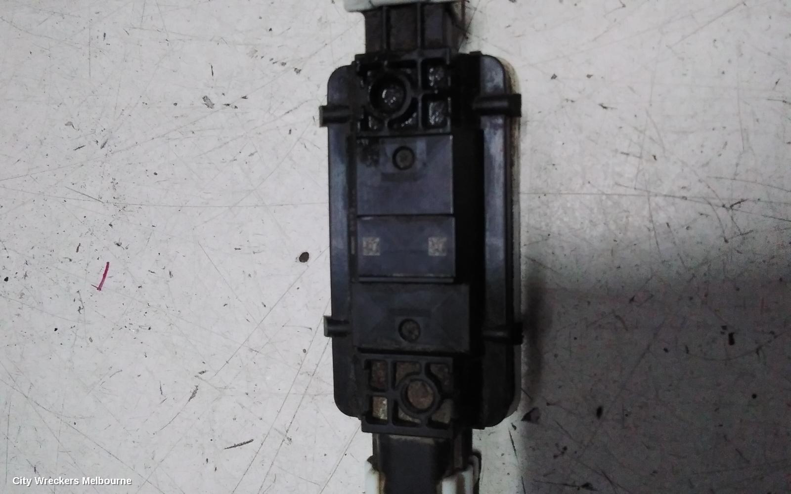 MITSUBISHI PAJERO, QE, PAJERO SPORT, 10/2015 ONWARDS, RHR BLIND SPOT MODULE  : 141345