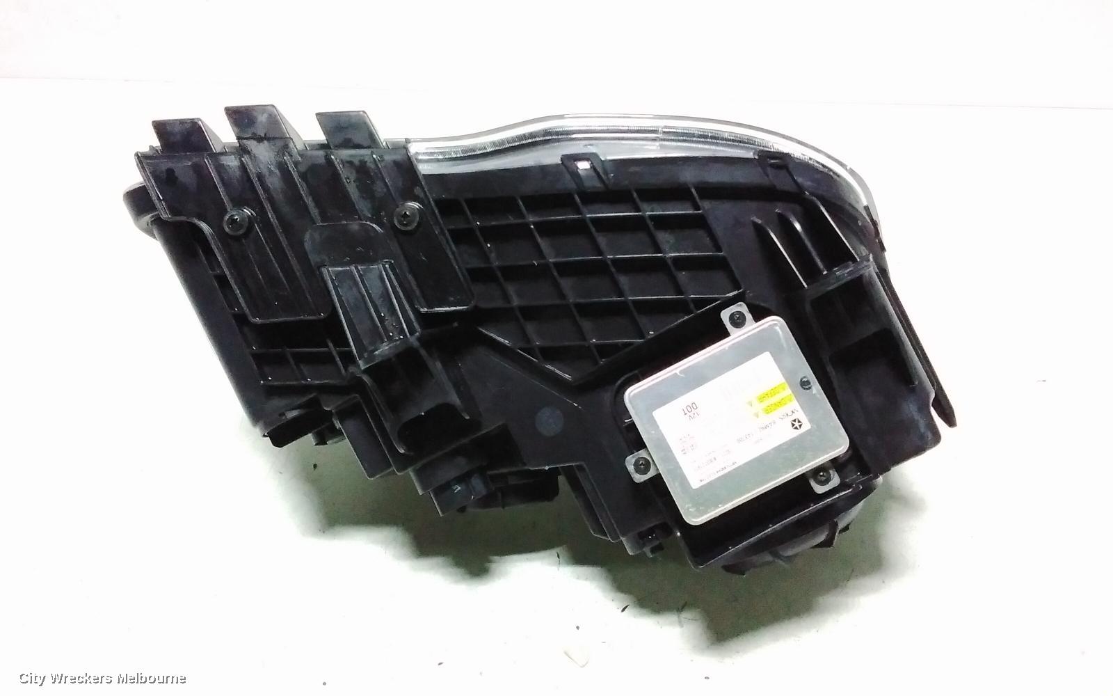 CHRYSLER 300C LEFT HEADLAMP, LX2, XENON, W/ BLACK BEZEL TYPE, 01/2015 - 12/2021