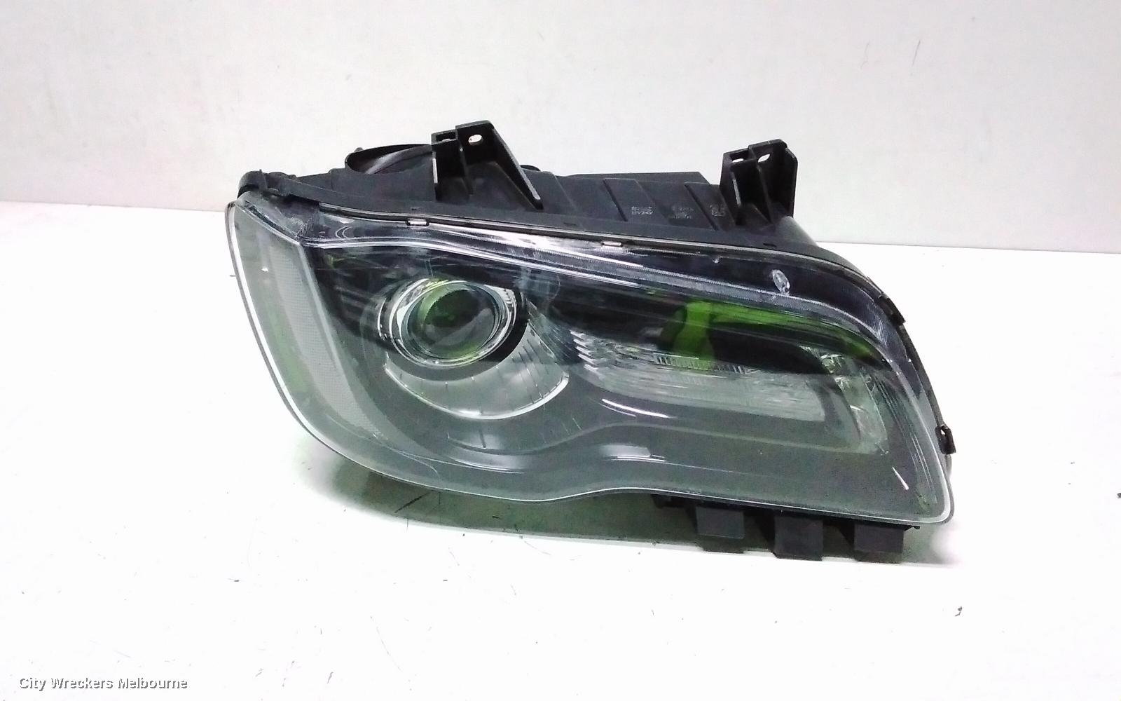 CHRYSLER 300C RIGHT HEADLAMP, LX2, XENON, W/ BLACK BEZEL TYPE, 01/2015 - 12/2021