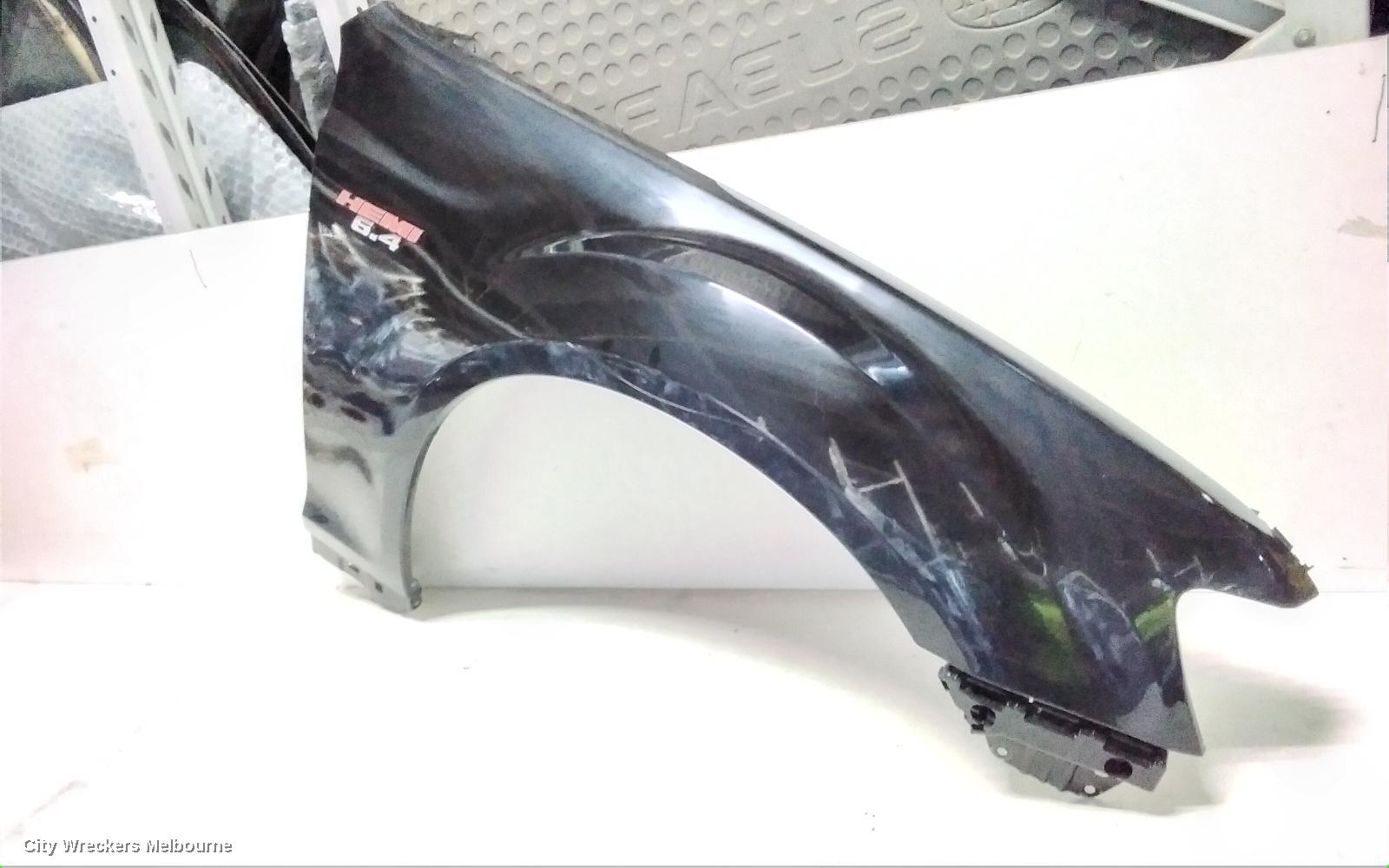 CHRYSLER 300C RIGHT GUARD, LX2, NON FLARE TYPE, 12/2011 - 12/2021