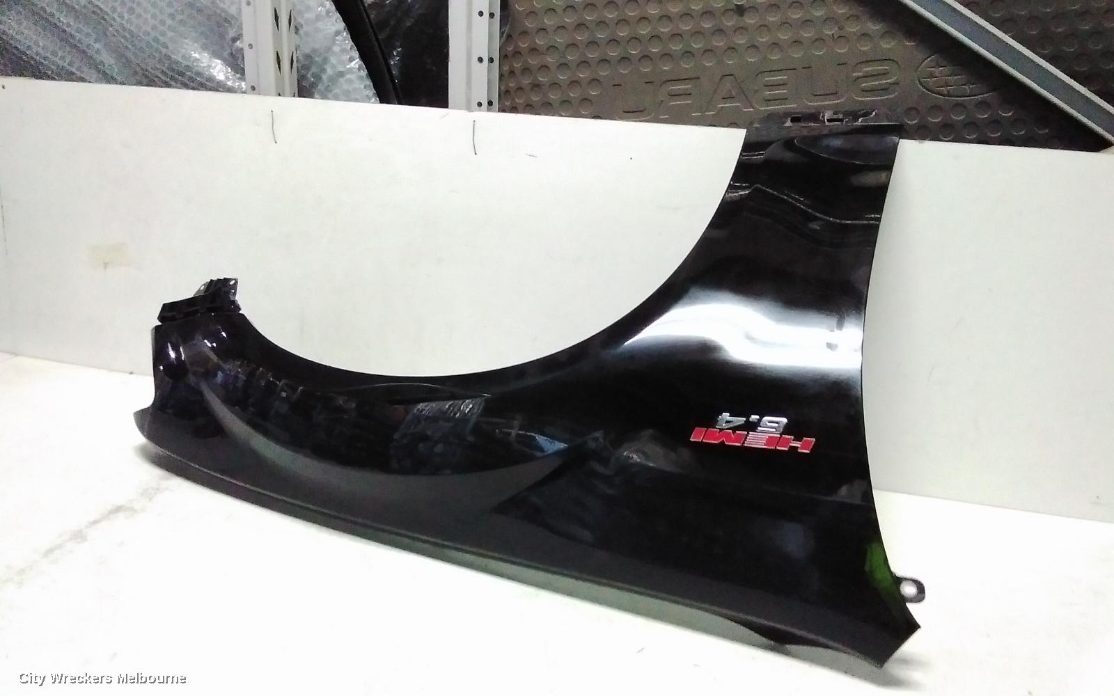 CHRYSLER 300C RIGHT GUARD, LX2, NON FLARE TYPE, 12/2011 - 12/2021