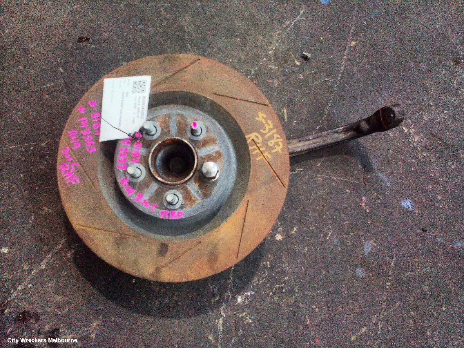 CHRYSLER 300C RIGHT FRONT HUB ASSEMBLY, LX2, 12/2011 - 12/2021