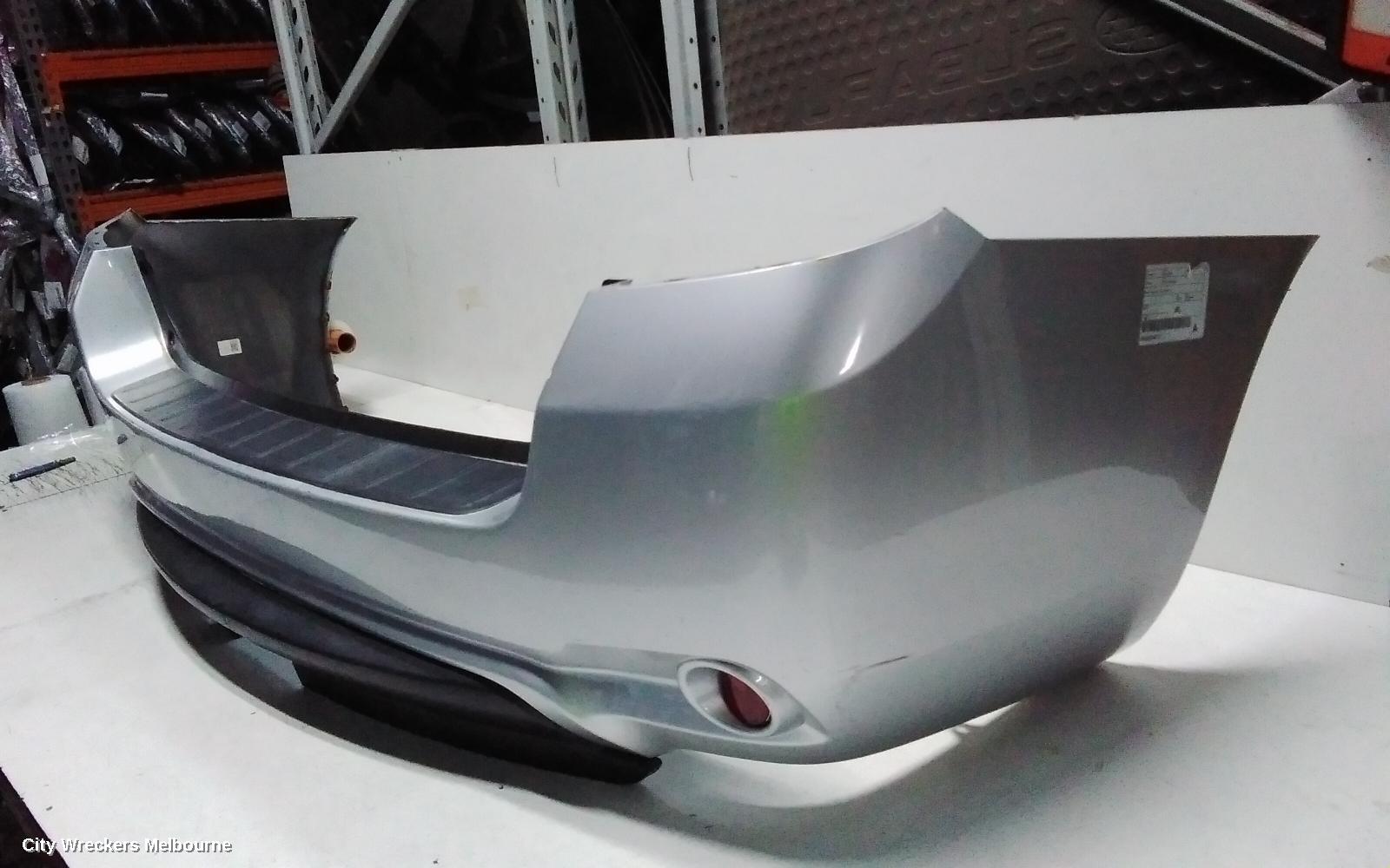 TOYOTA KLUGER REAR BUMPER, GSU40-GSU45, 05/2007 - 07/2010