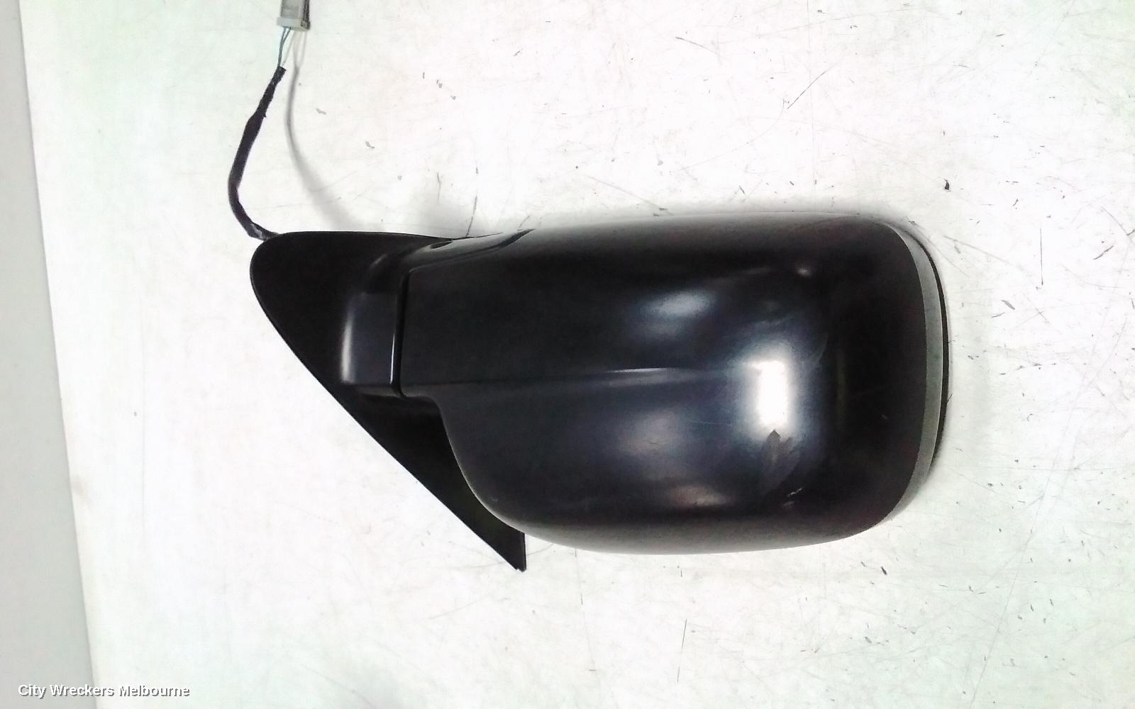 HONDA CRV RIGHT DOOR MIRROR, RD7, POWER, BLACK, 12/2001 - 02/2007