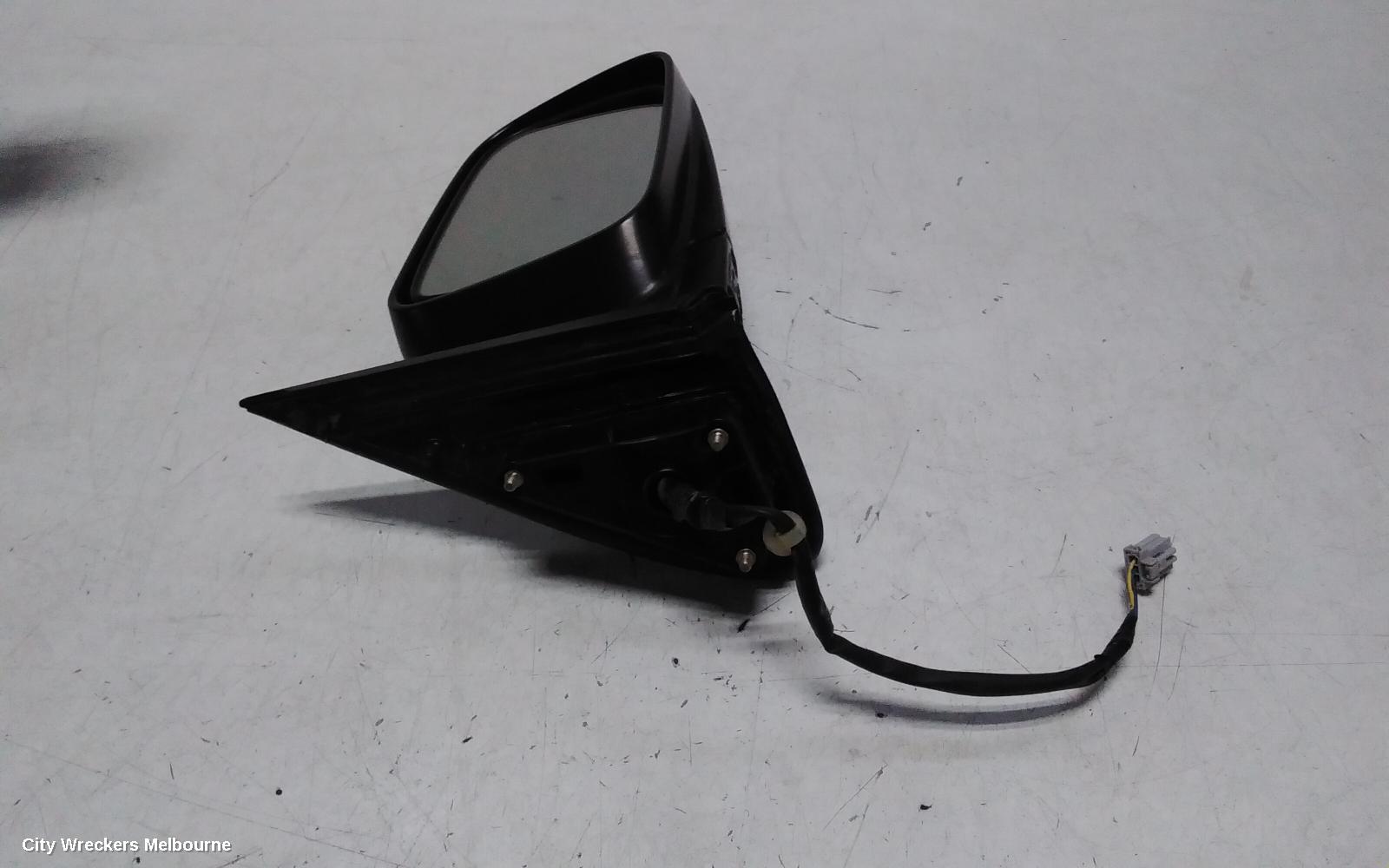 HONDA CRV RIGHT DOOR MIRROR, RD7, POWER, BLACK, 12/2001 - 02/2007
