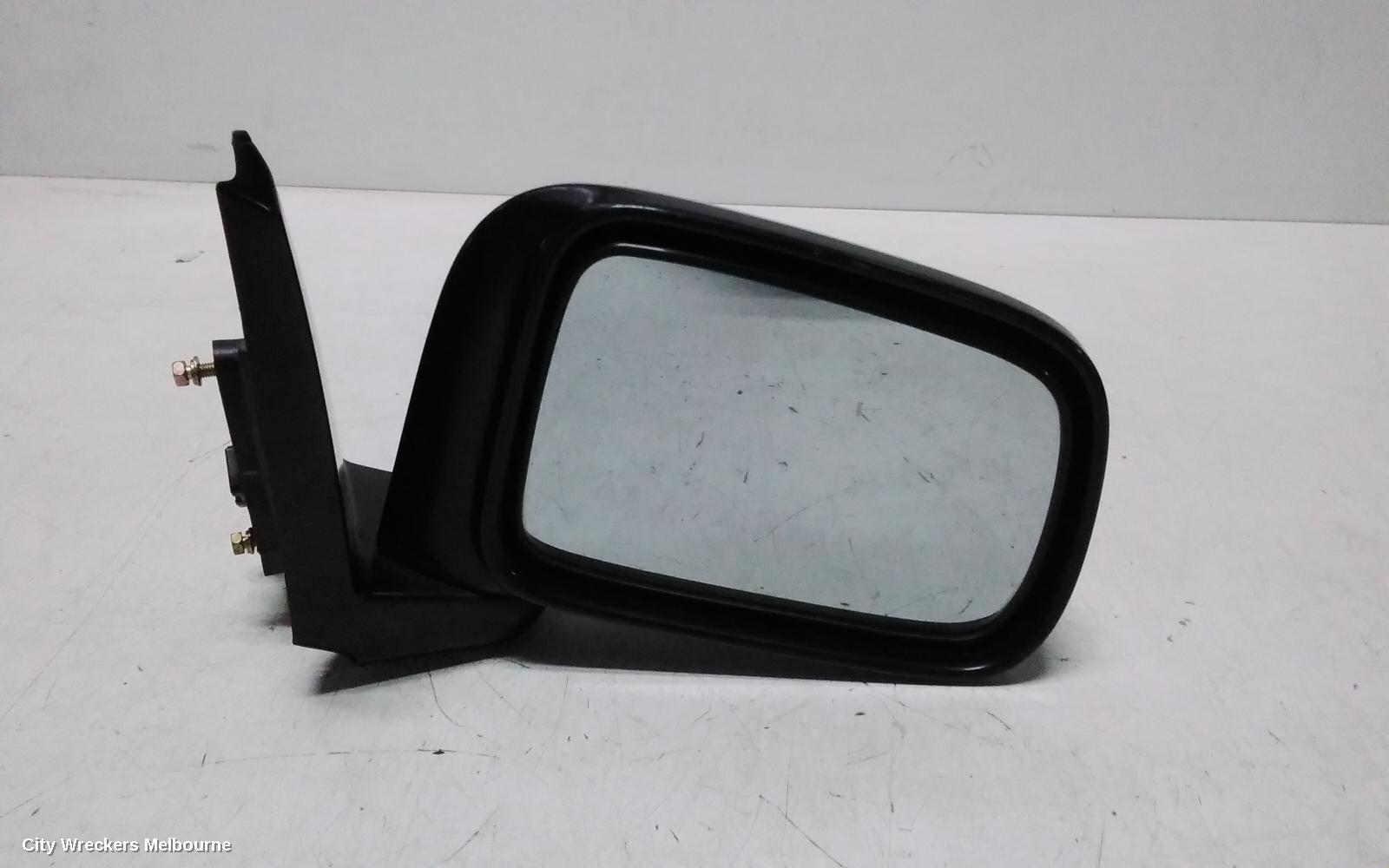 HONDA CRV RIGHT DOOR MIRROR, RD1, POWER, BLACK, 12/1995 - 11/2001